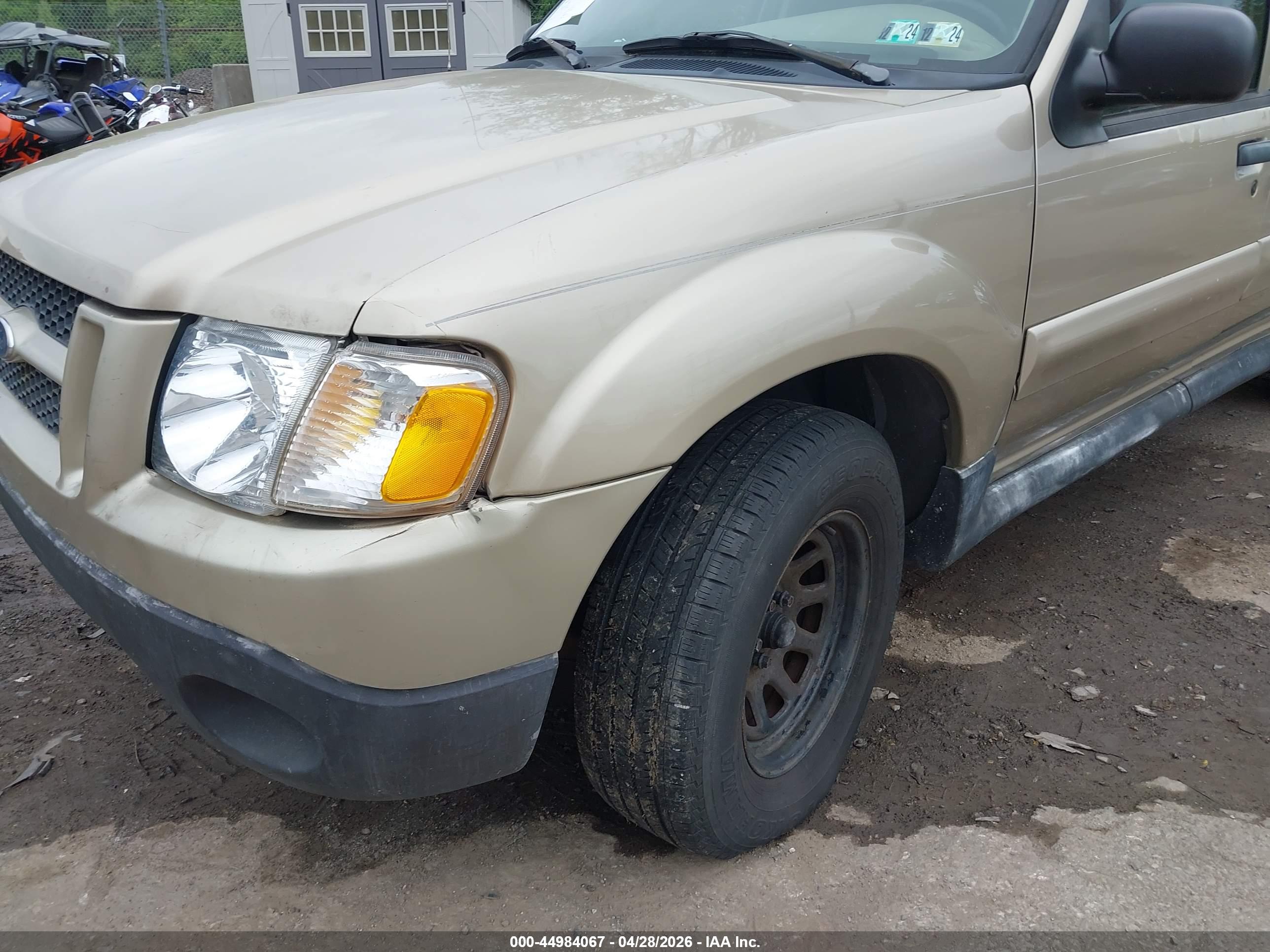 FORD EXPLORER image 6