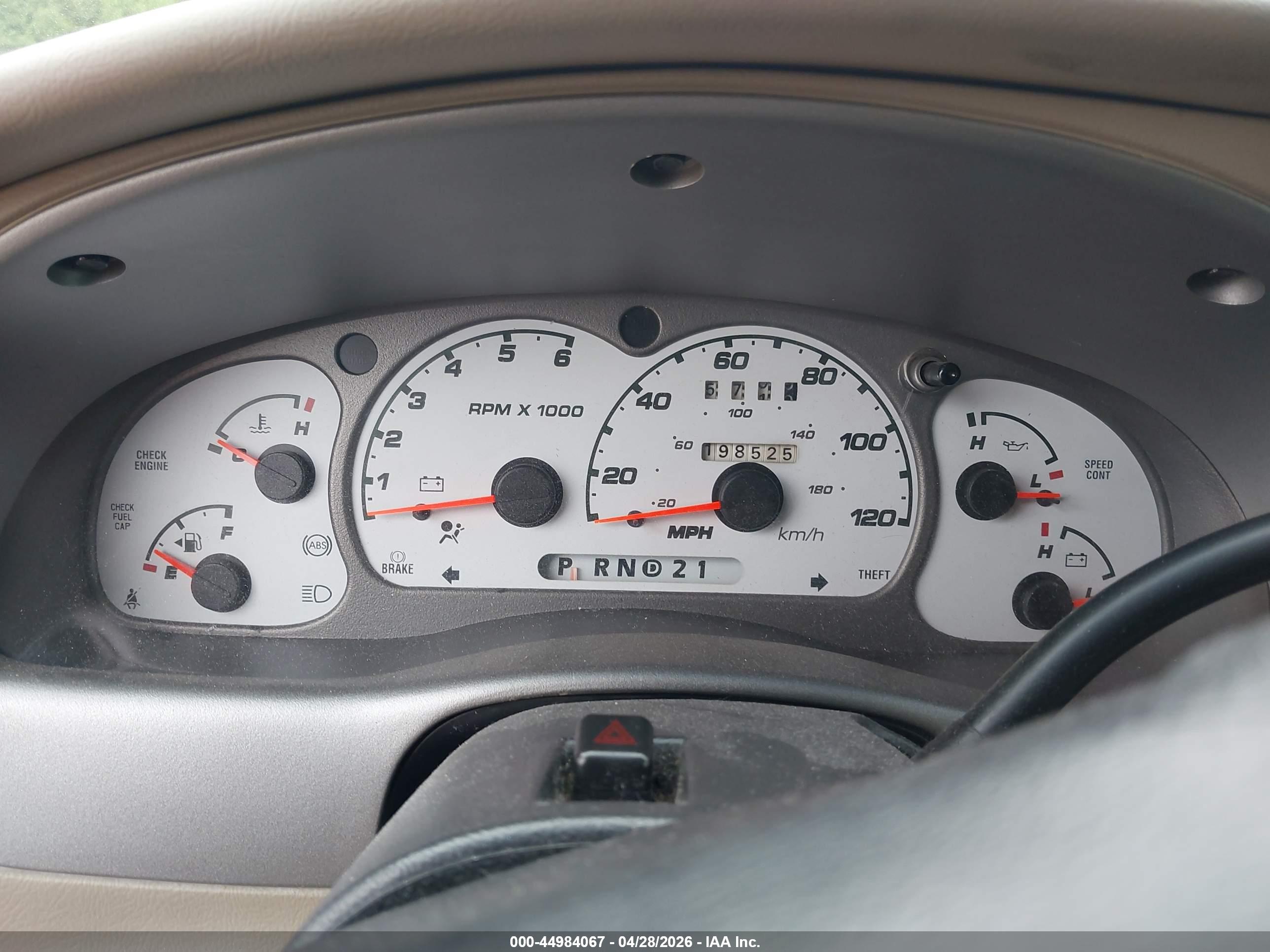 FORD EXPLORER image 7