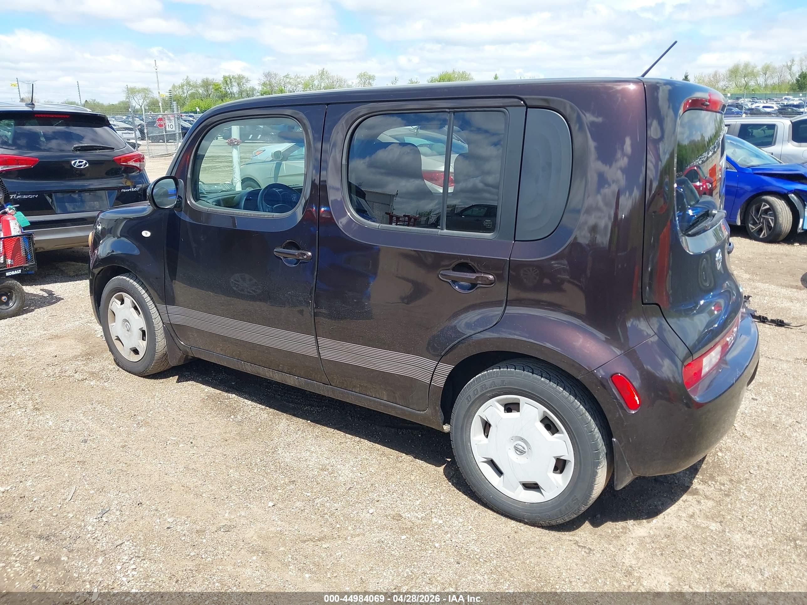 NISSAN CUBE image 3