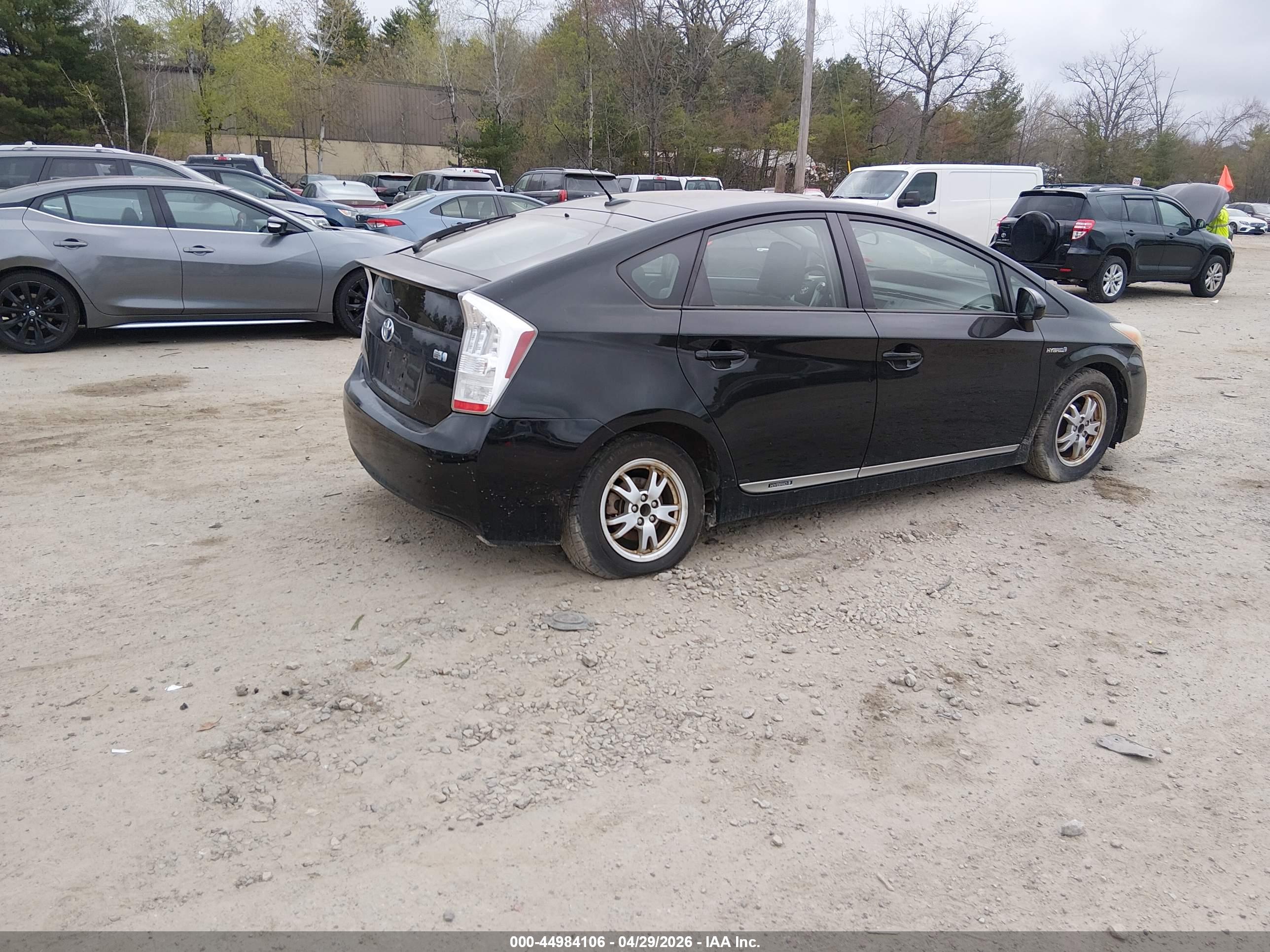 TOYOTA PRIUS image 4