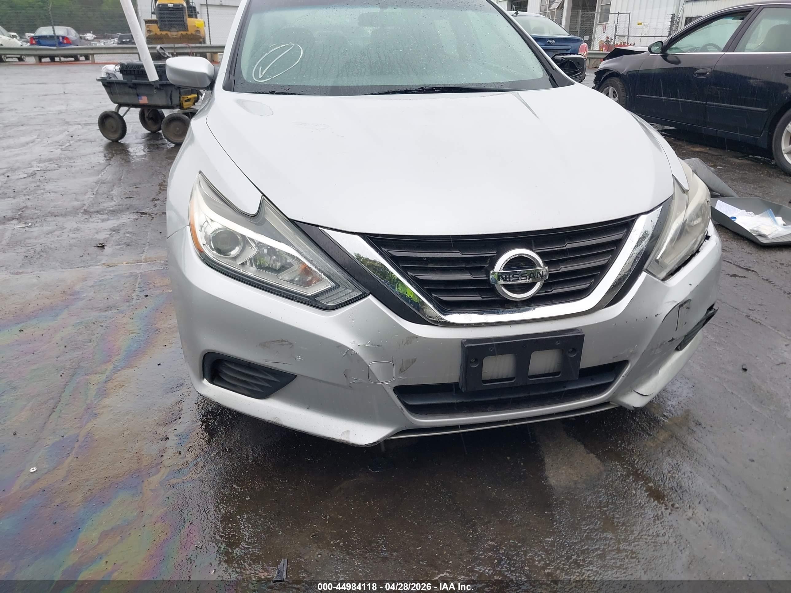 NISSAN ALTIMA image 6