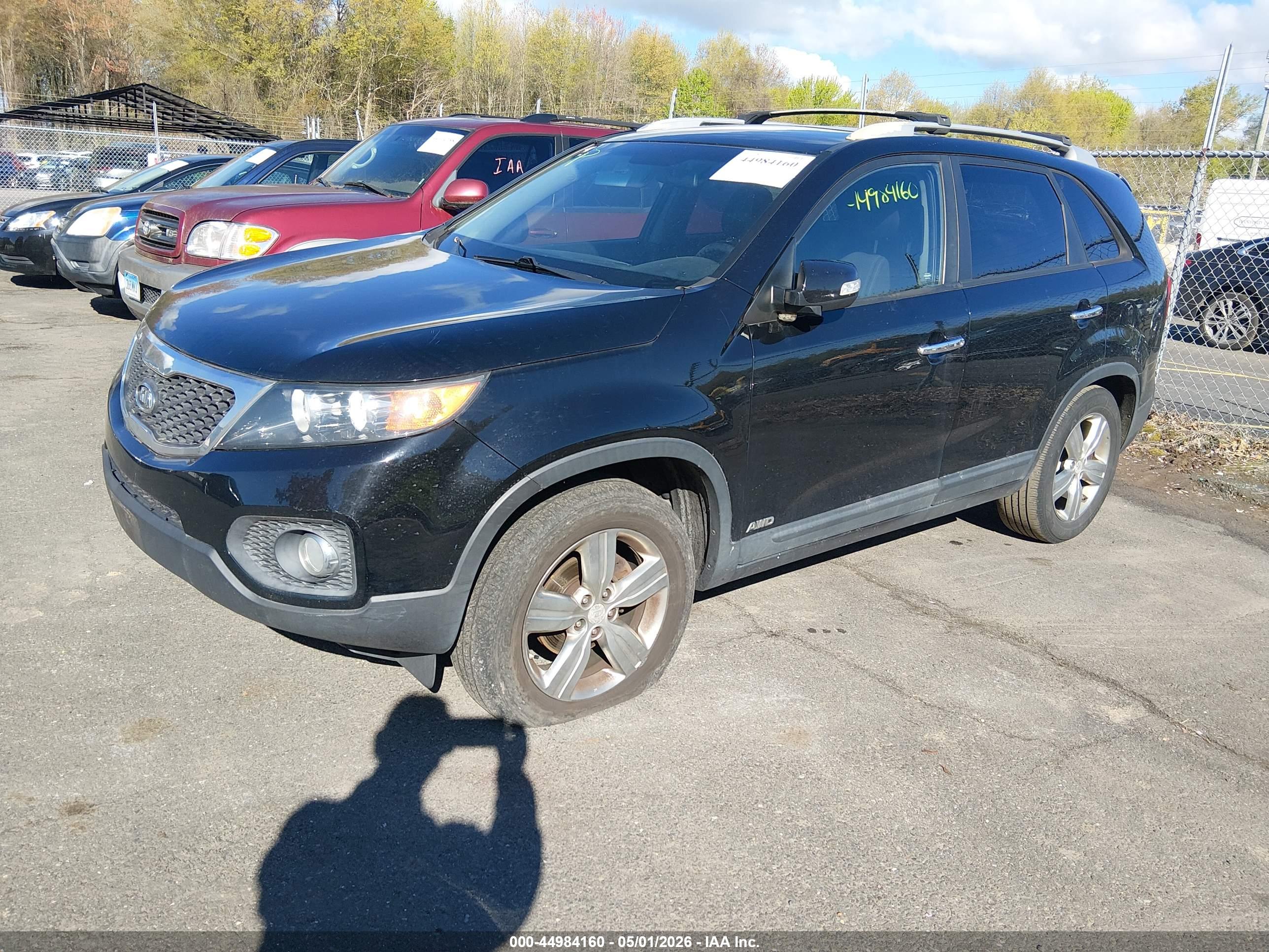 KIA SORENTO image 2