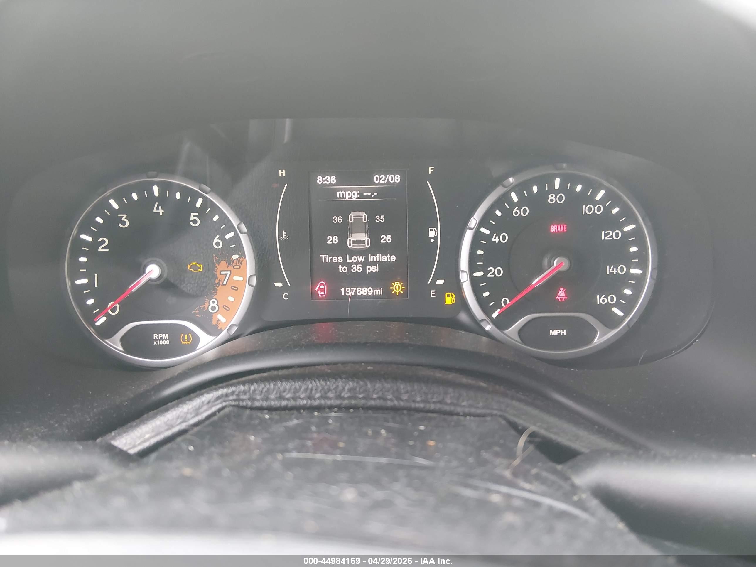 JEEP RENEGADE image 7