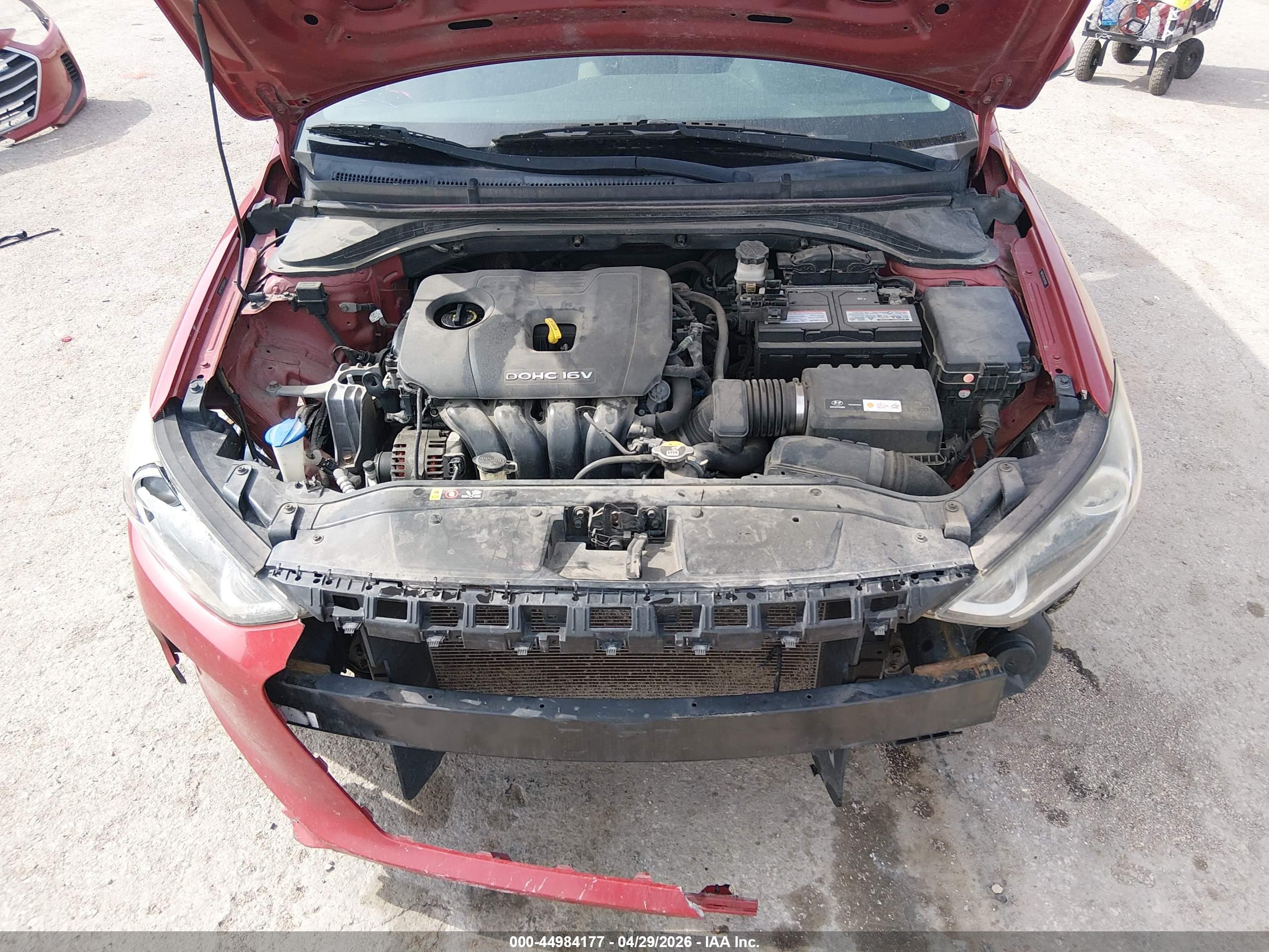 HYUNDAI ELANTRA image 10