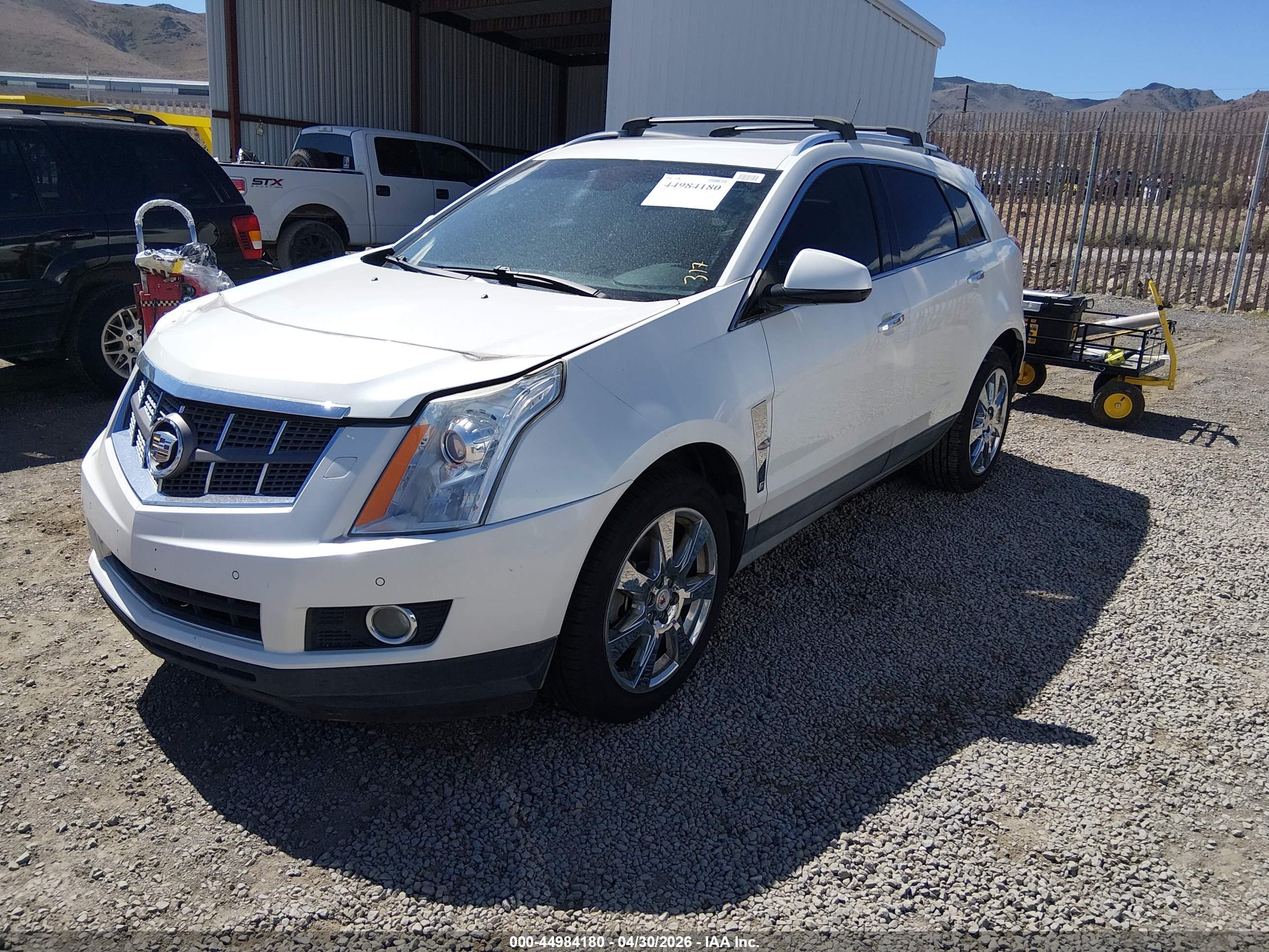 CADILLAC SRX image 2