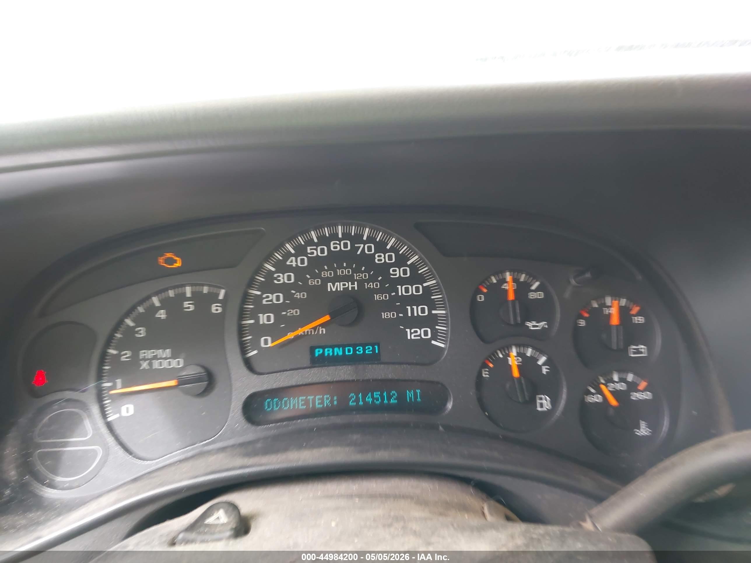 CHEVROLET SILVERADO image 7