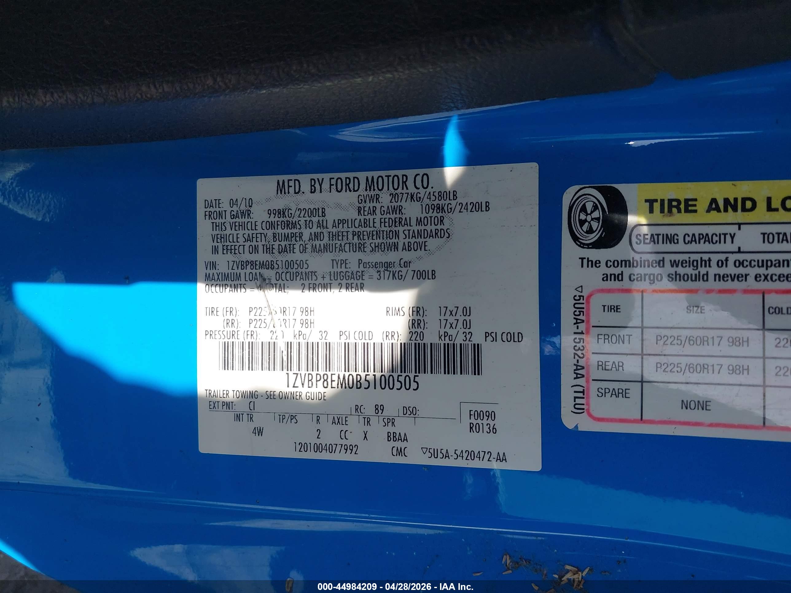 FORD MUSTANG image 9