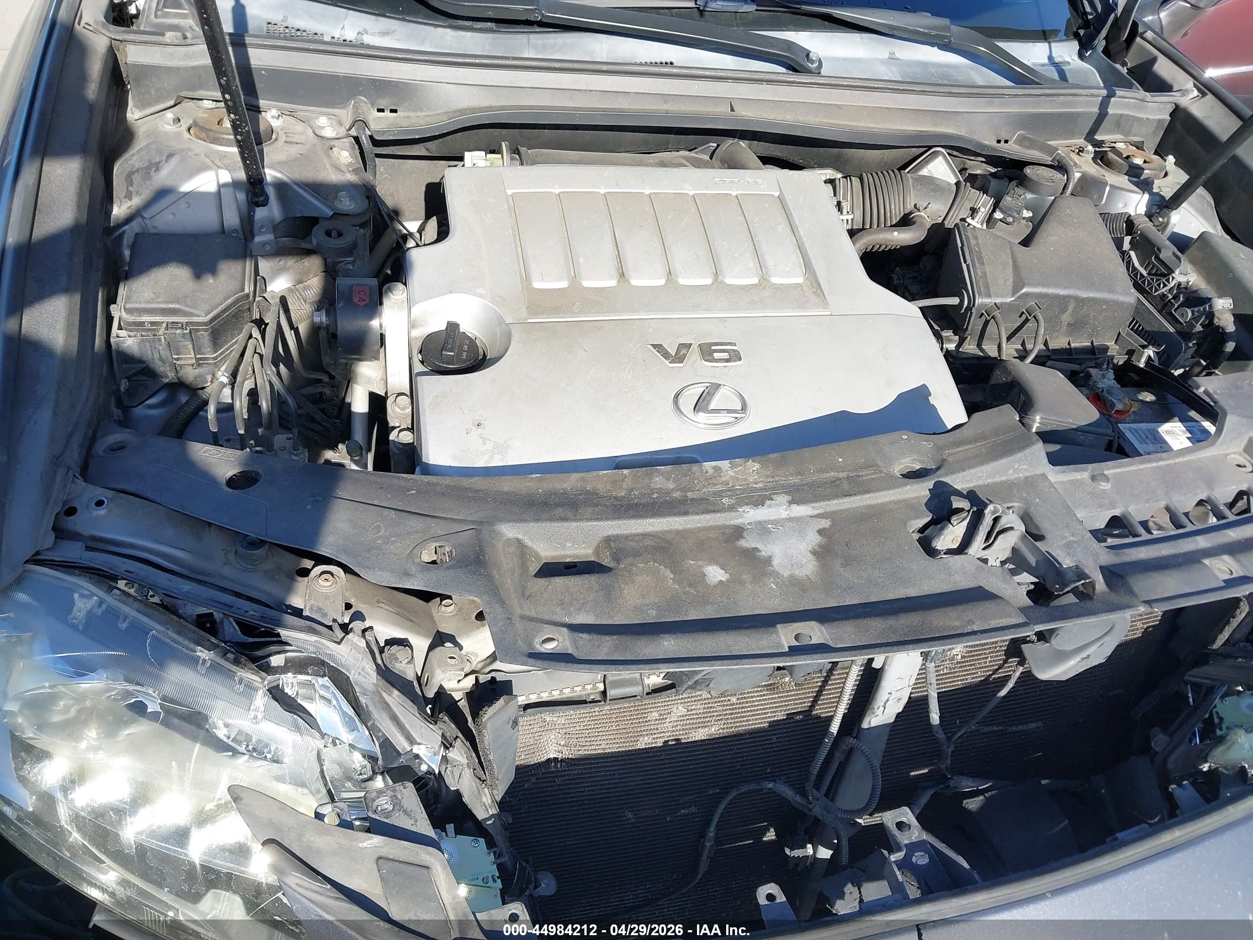 LEXUS ES image 10