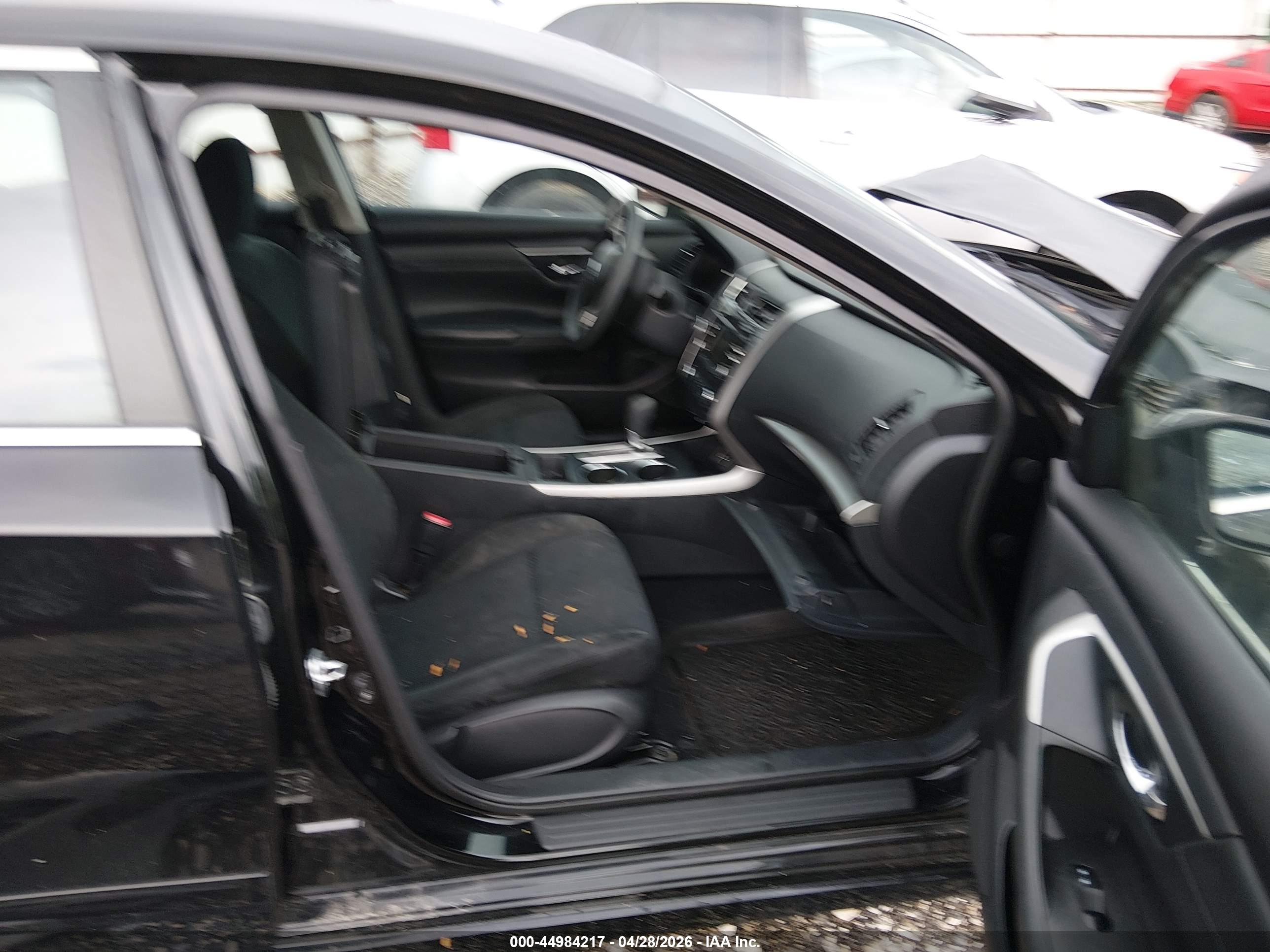 NISSAN ALTIMA image 5