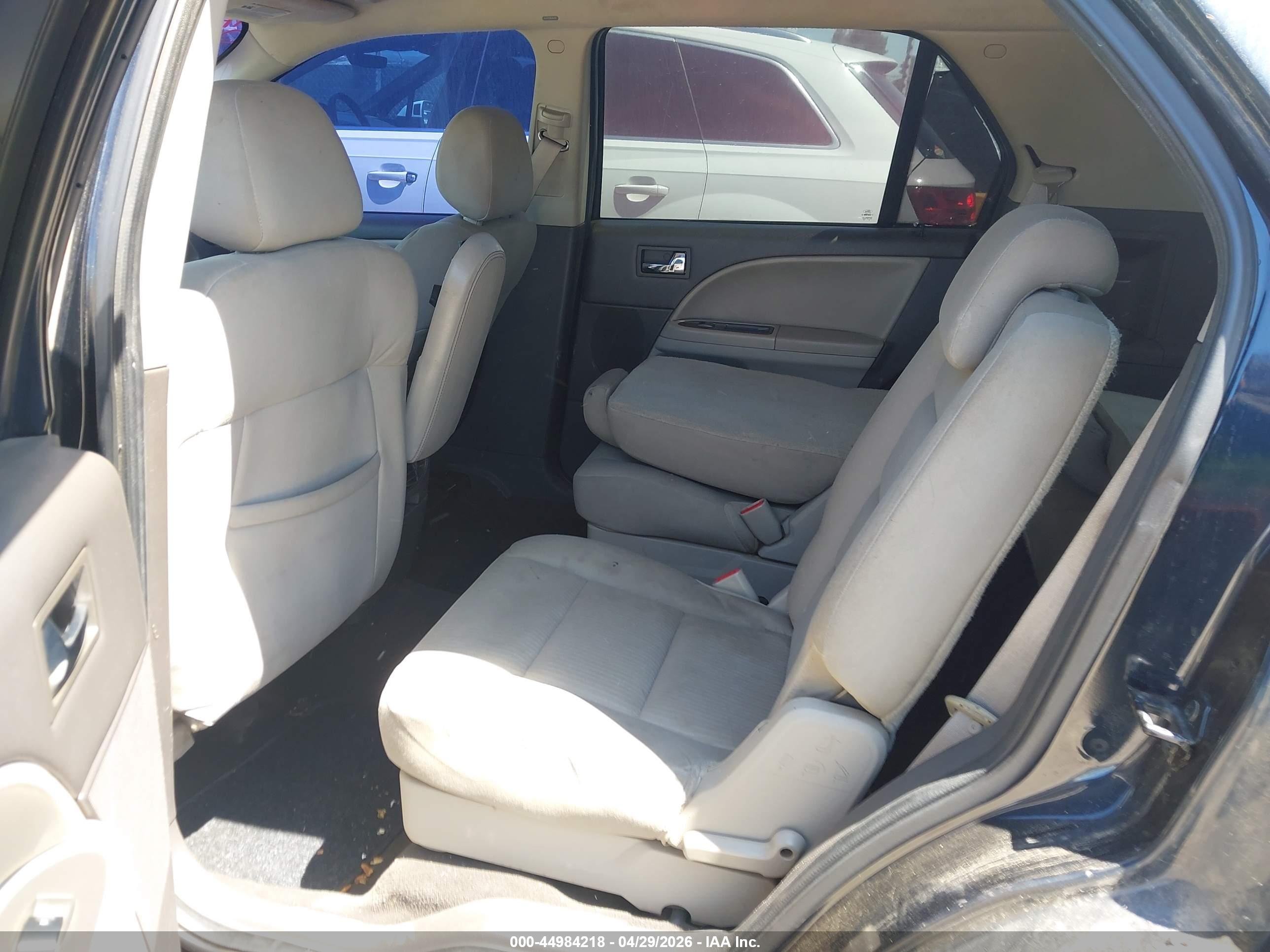 FORD TAURUS image 8