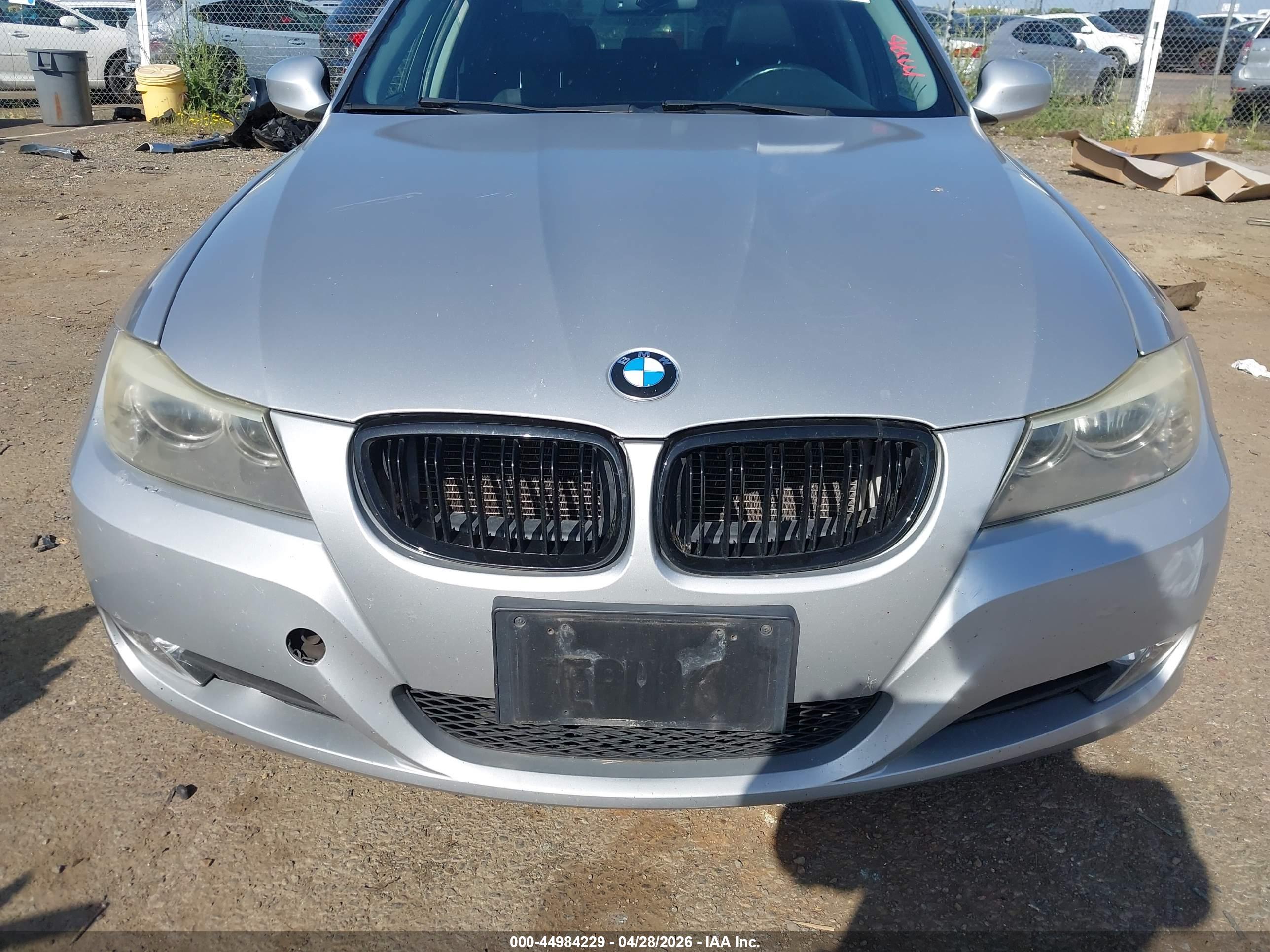 BMW 328I image 6