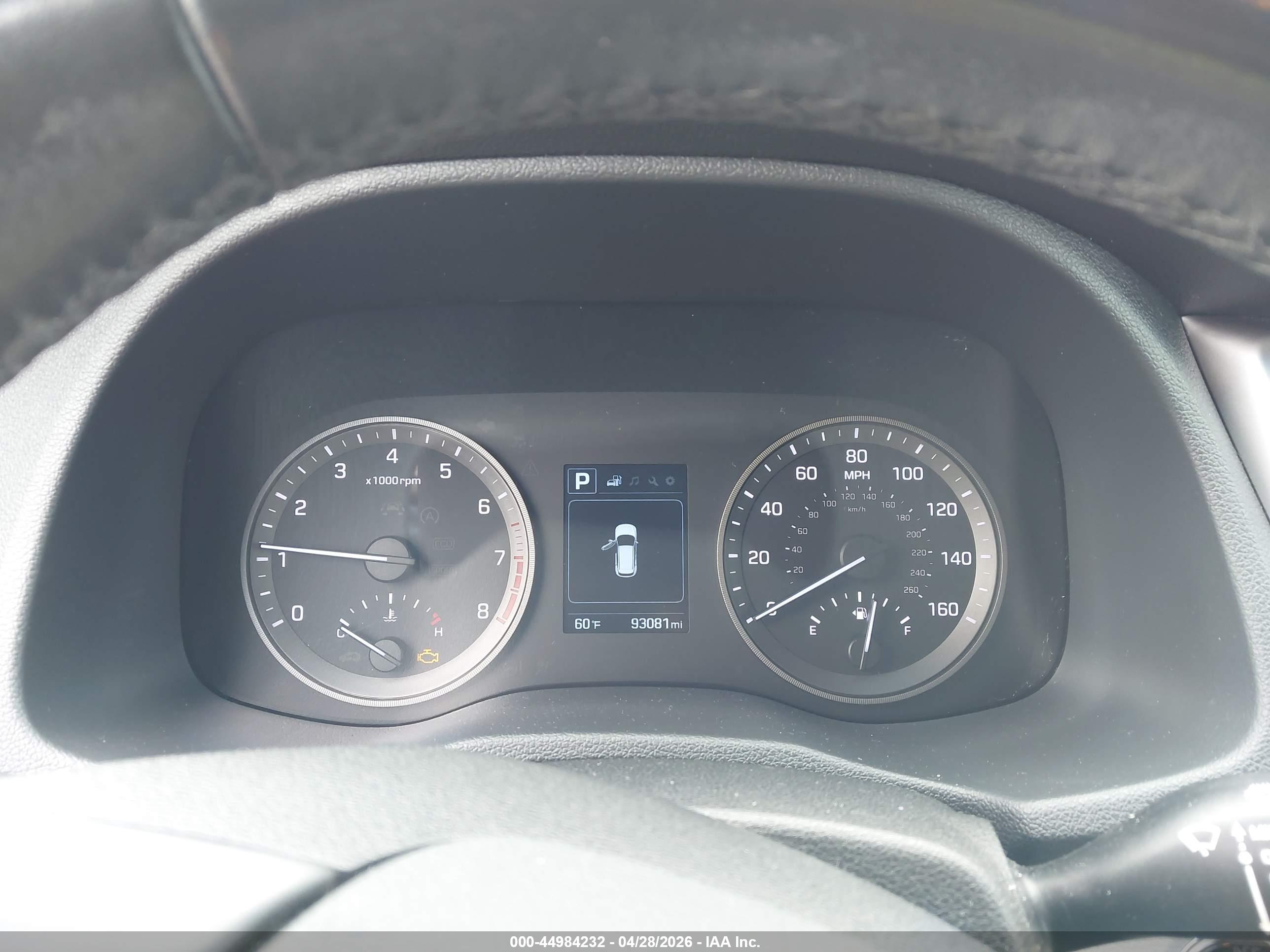 HYUNDAI TUCSON image 7