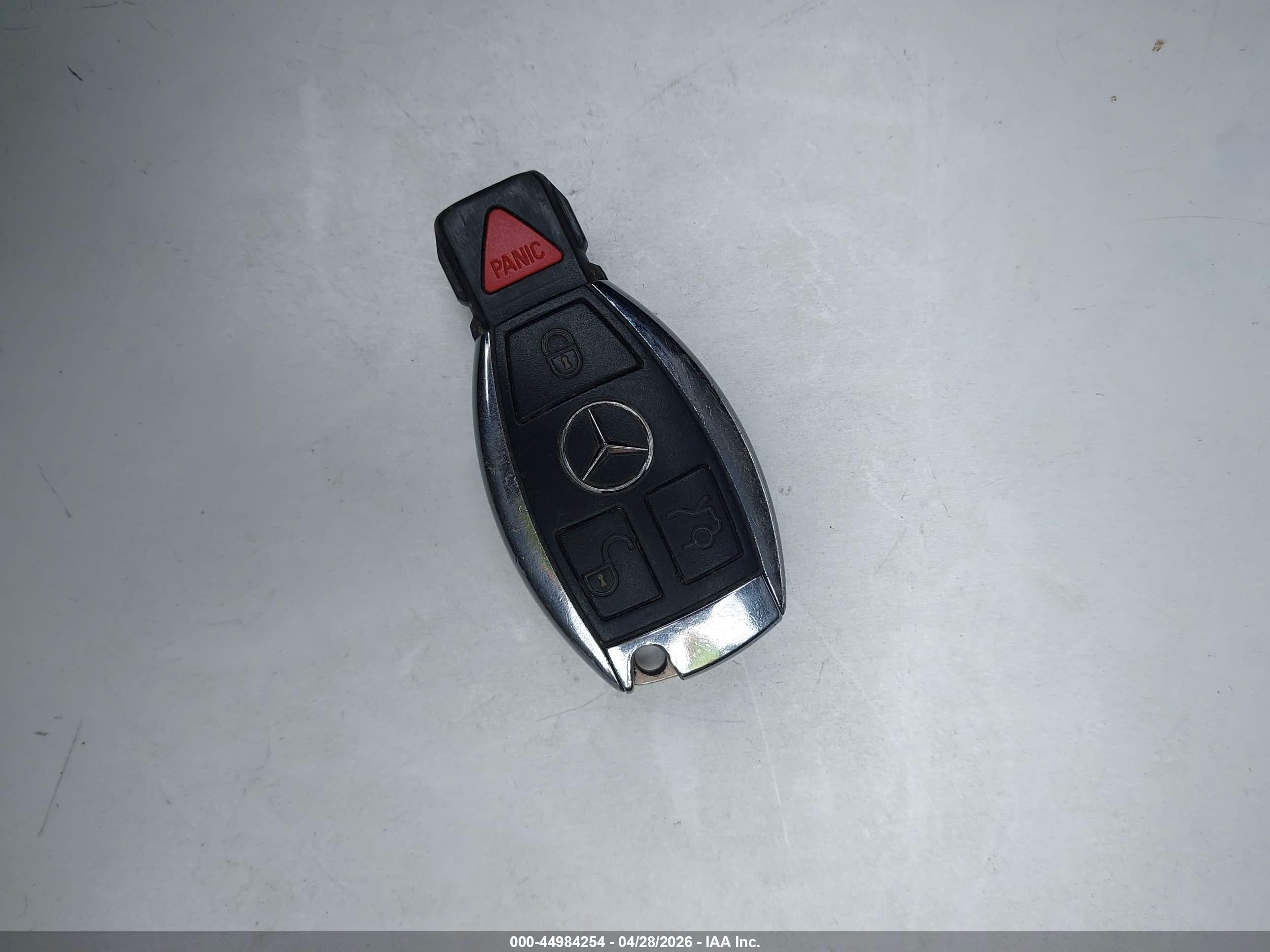 MERCEDES-BENZ C image 11
