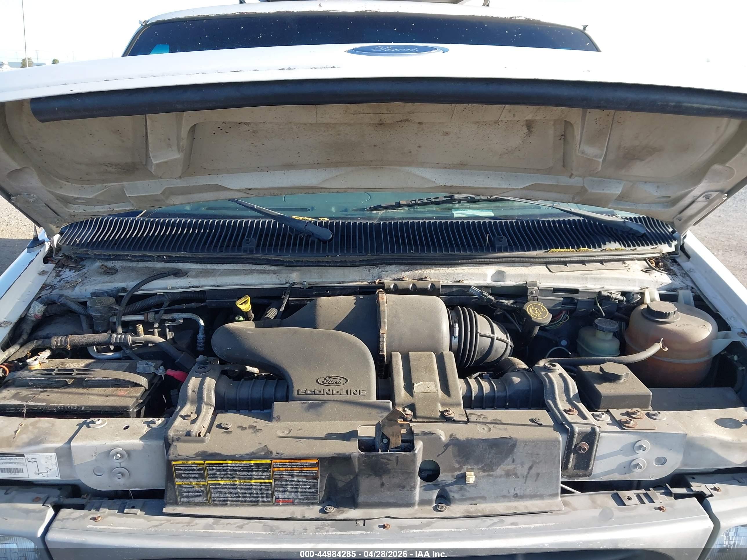 FORD E-150 image 10