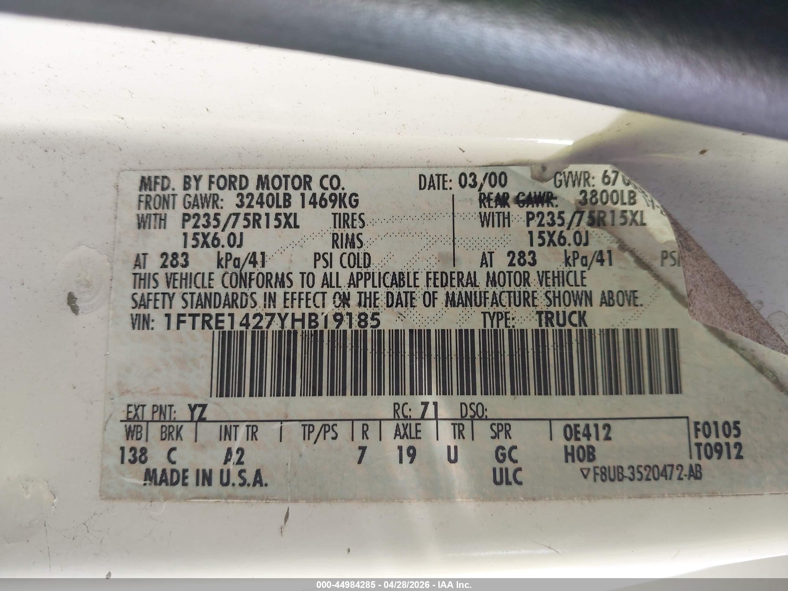 FORD E-150 image 9