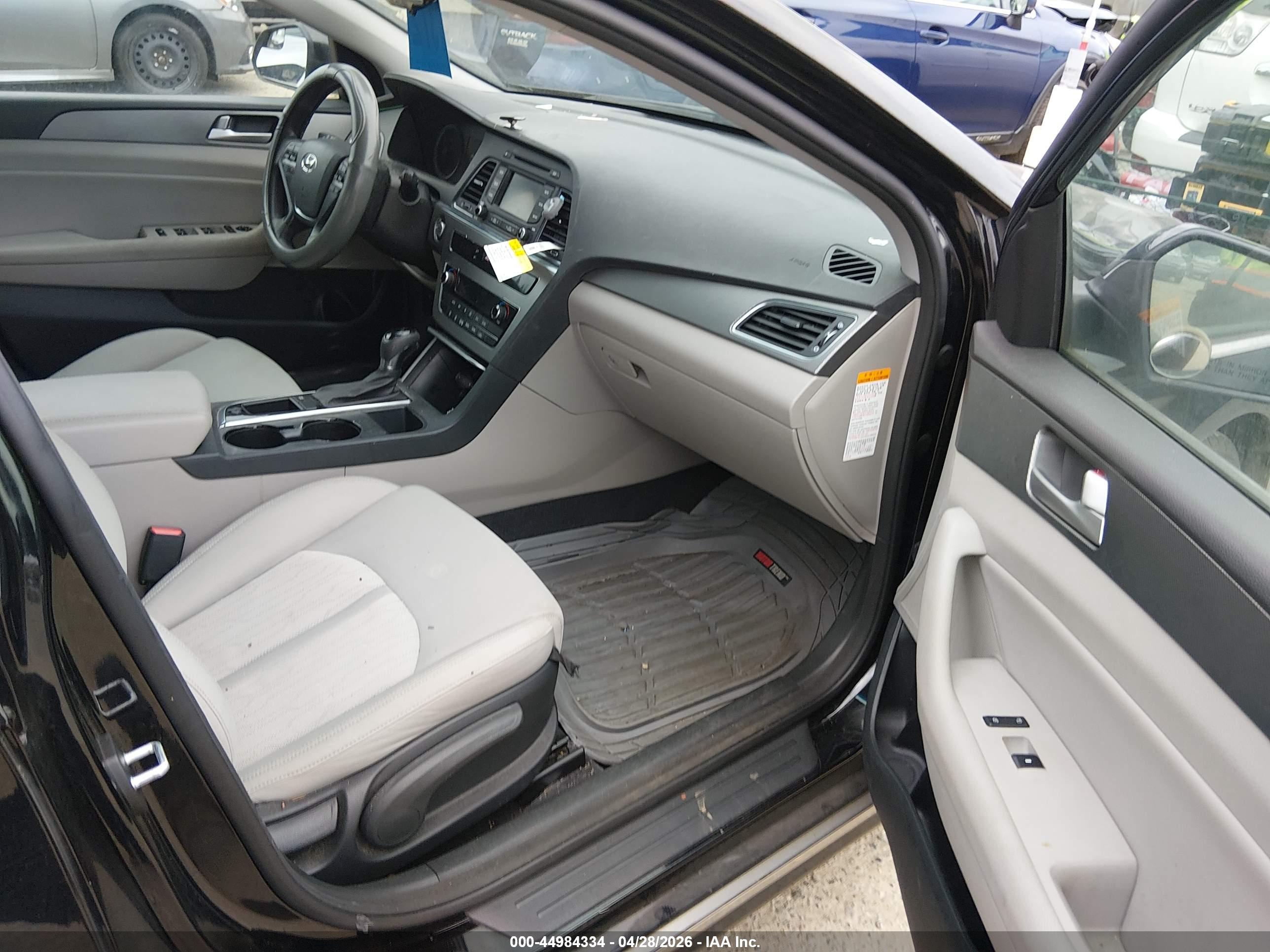 HYUNDAI SONATA image 5