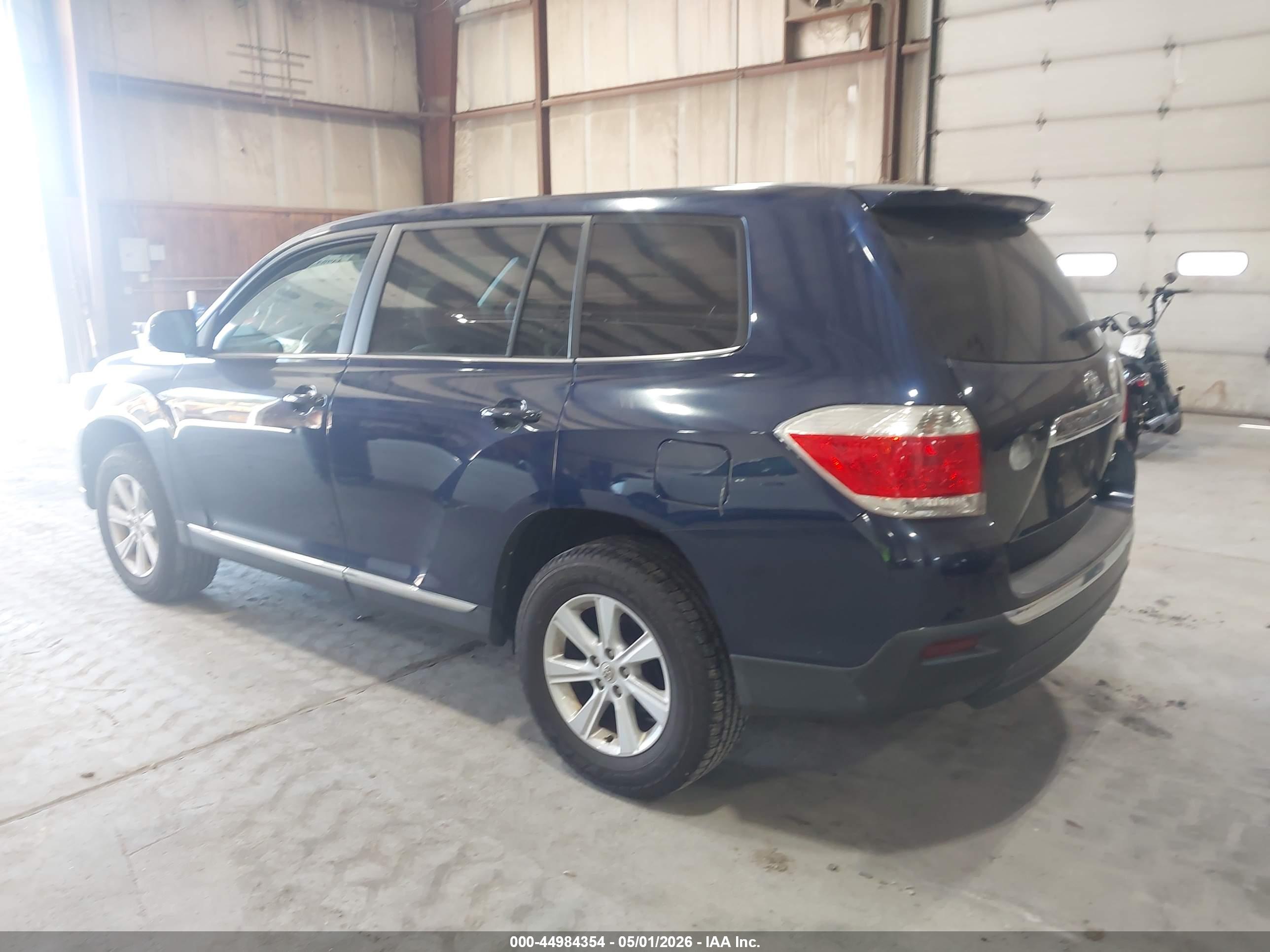 TOYOTA HIGHLANDER image 3
