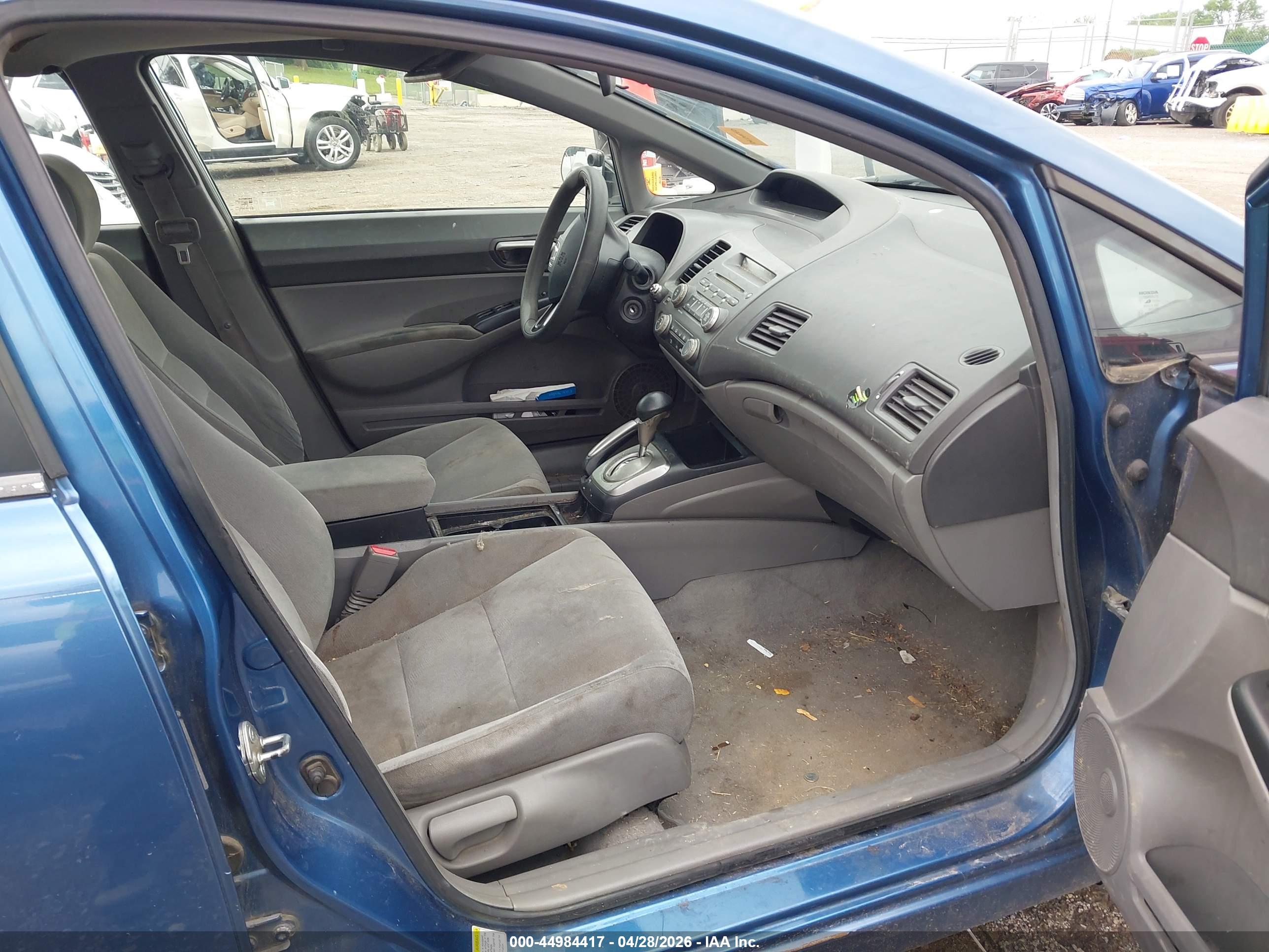 HONDA CIVIC image 5