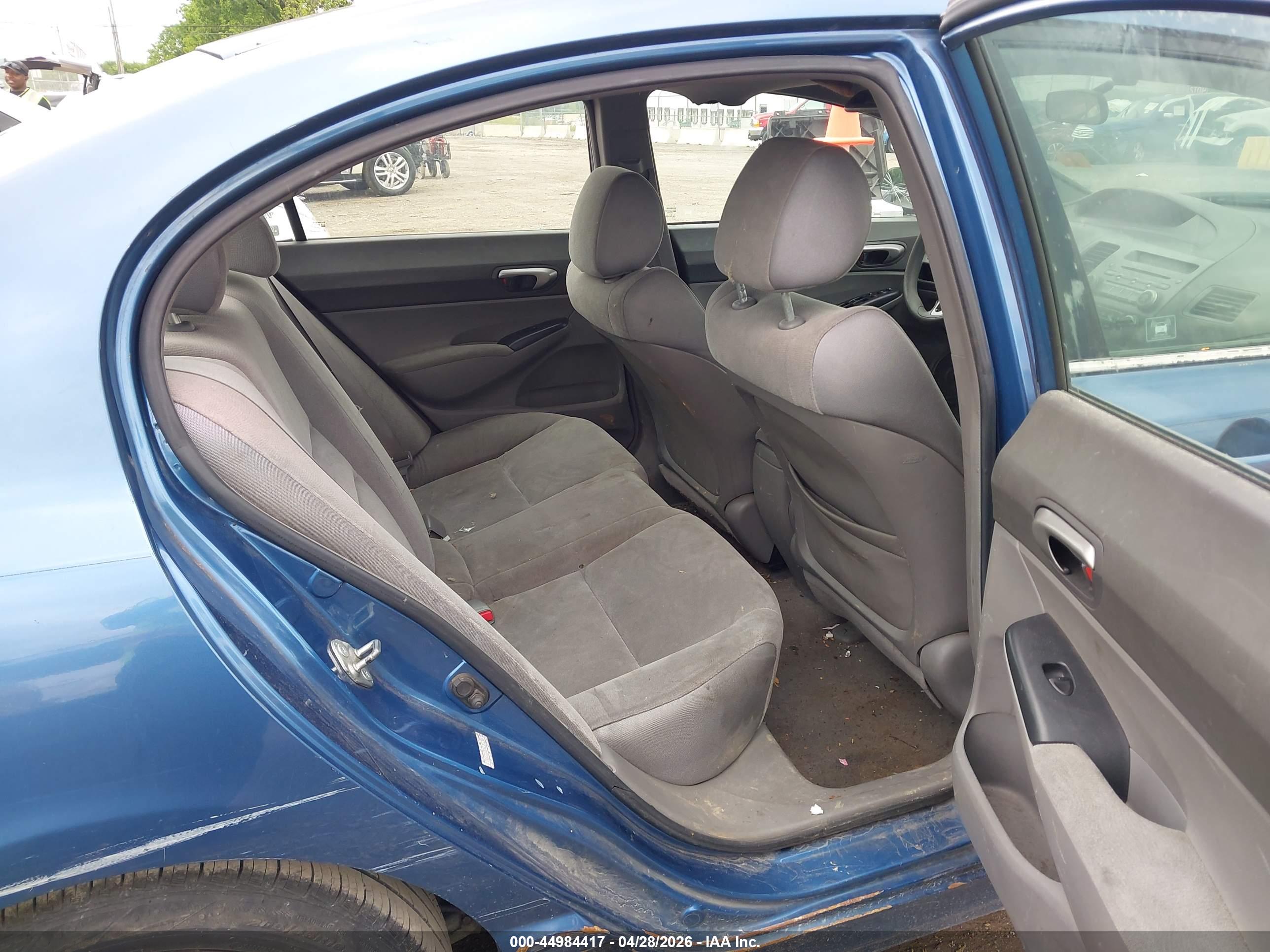 HONDA CIVIC image 8