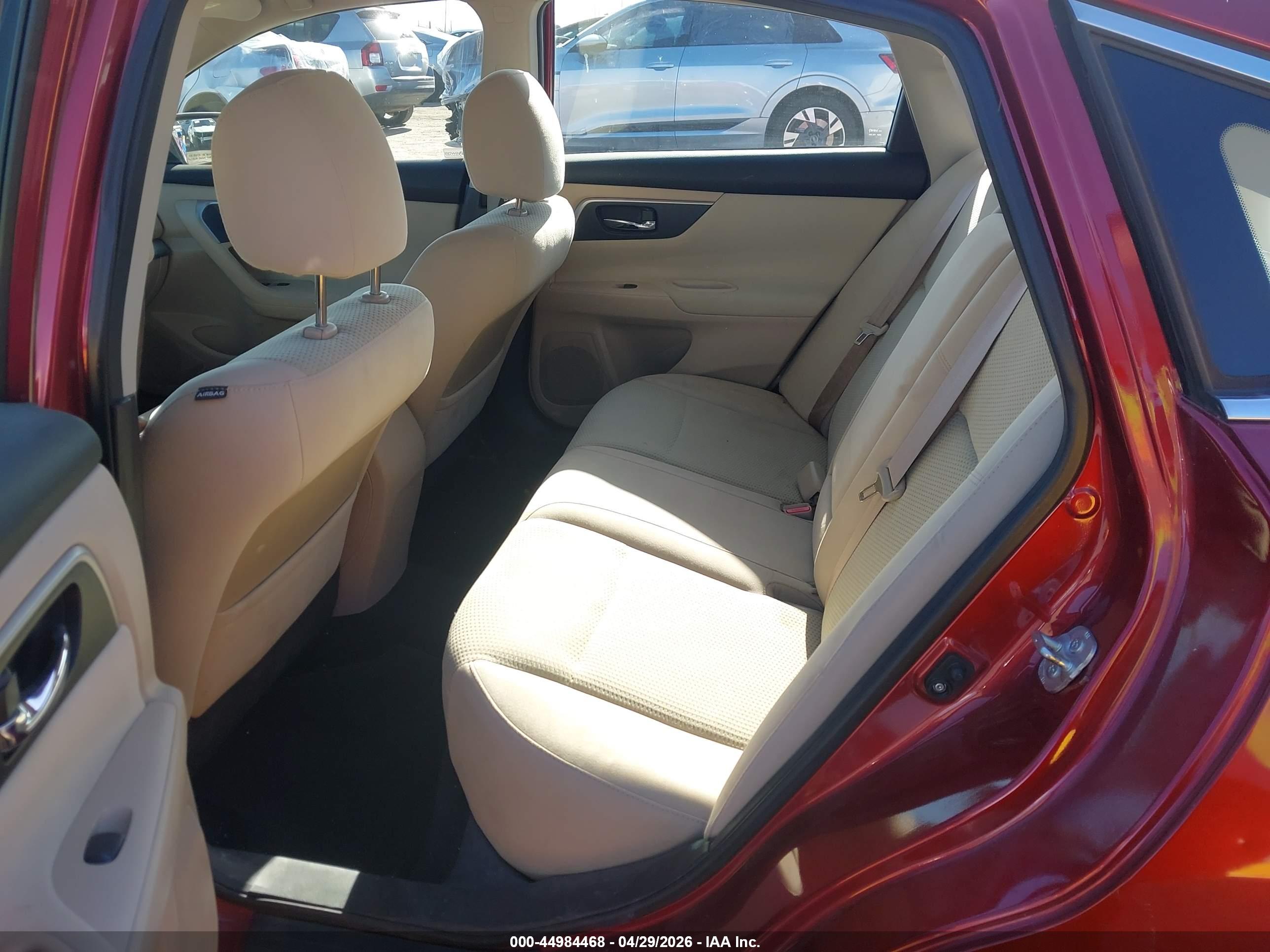 NISSAN ALTIMA image 8