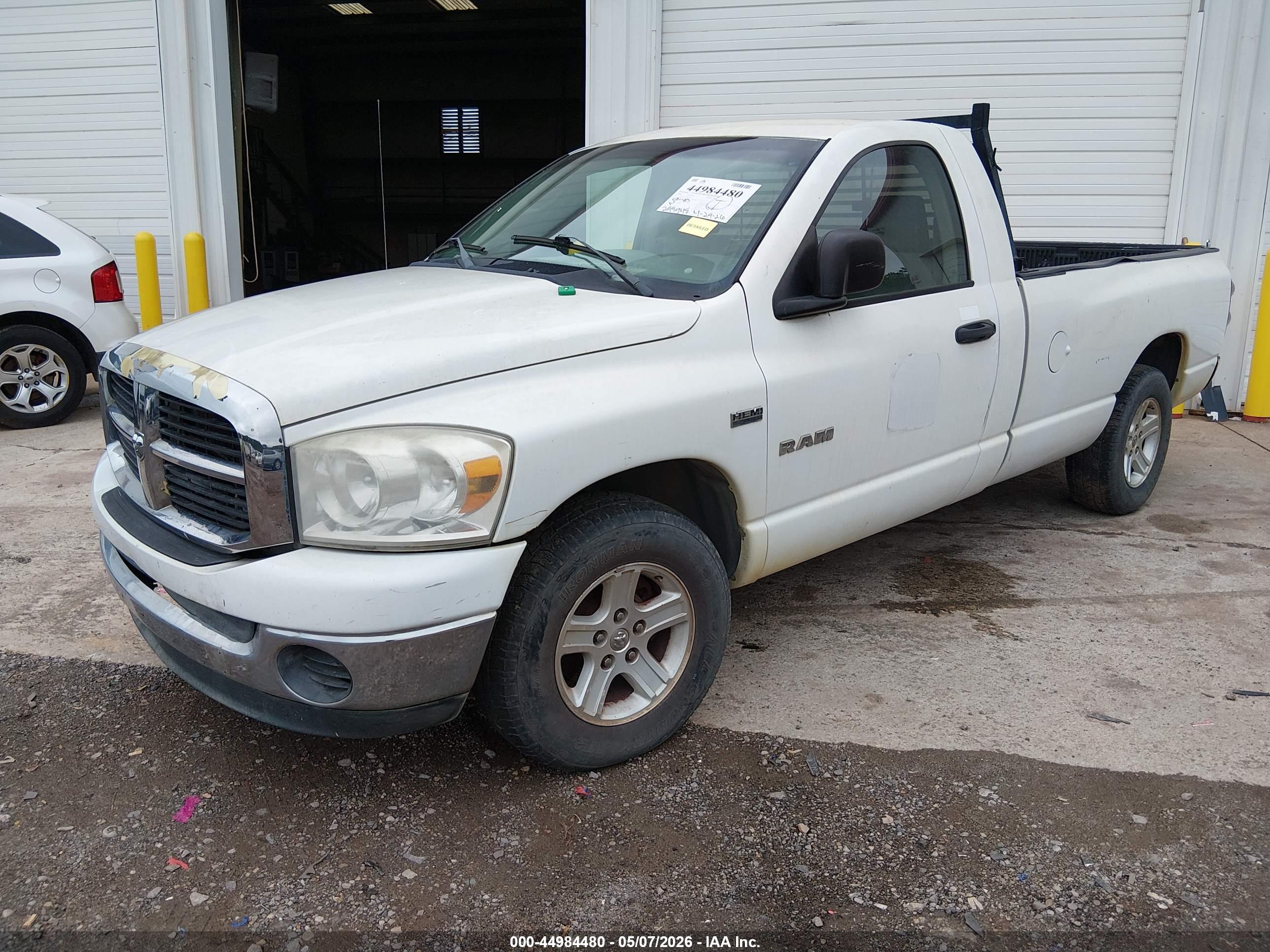 DODGE RAM image 2