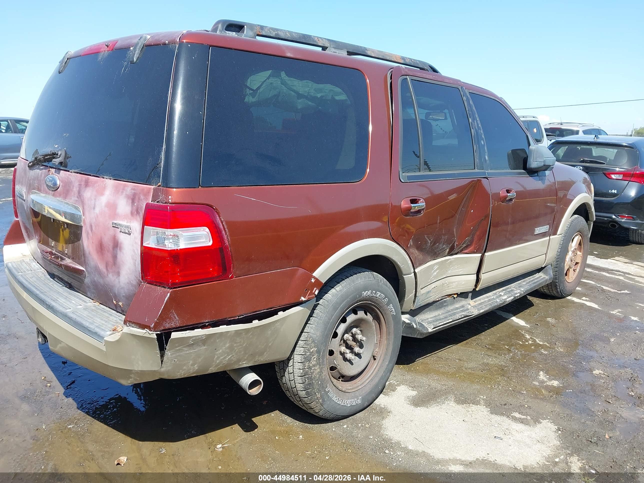 FORD EXPEDITION image 4