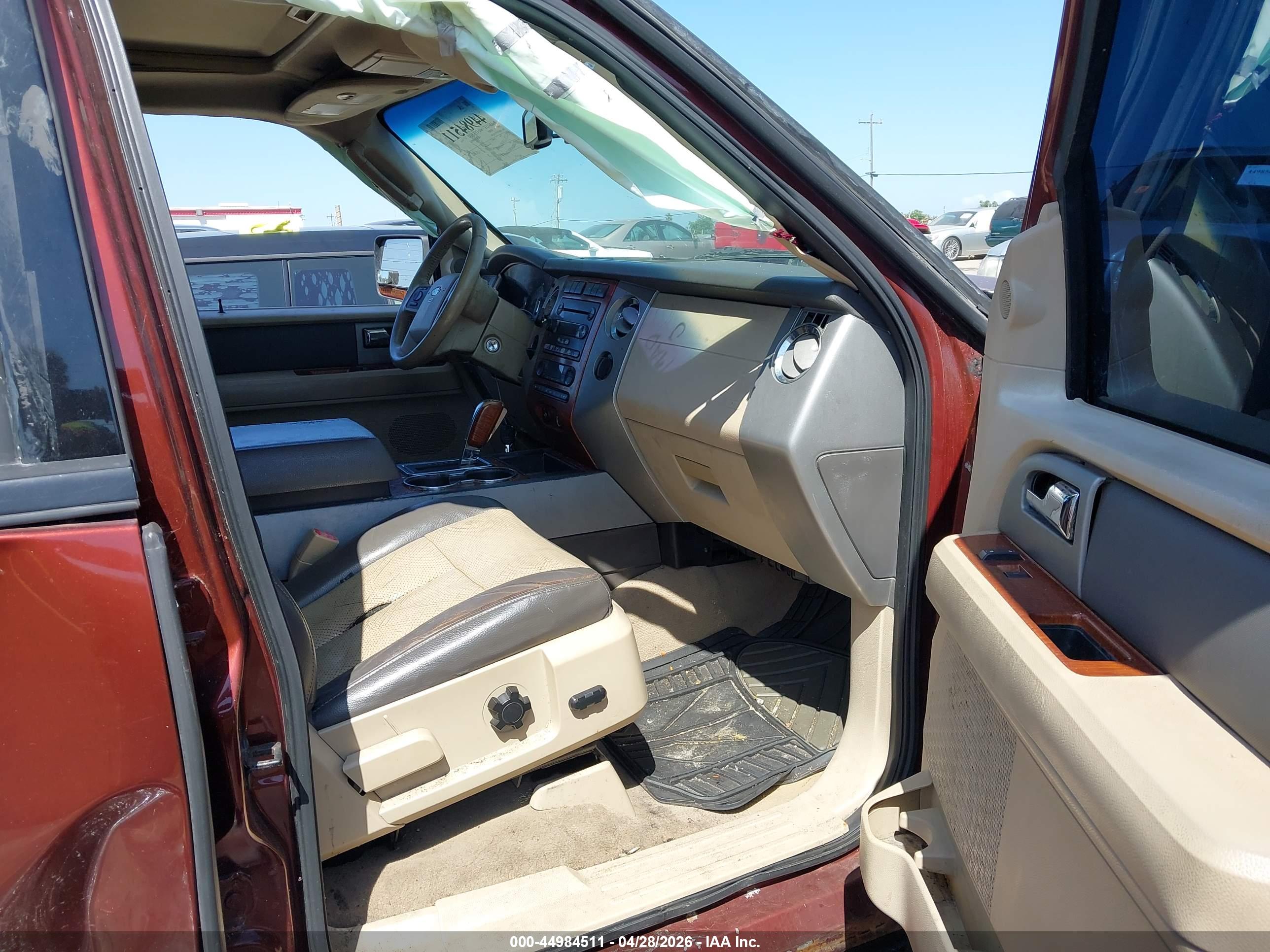 FORD EXPEDITION image 5