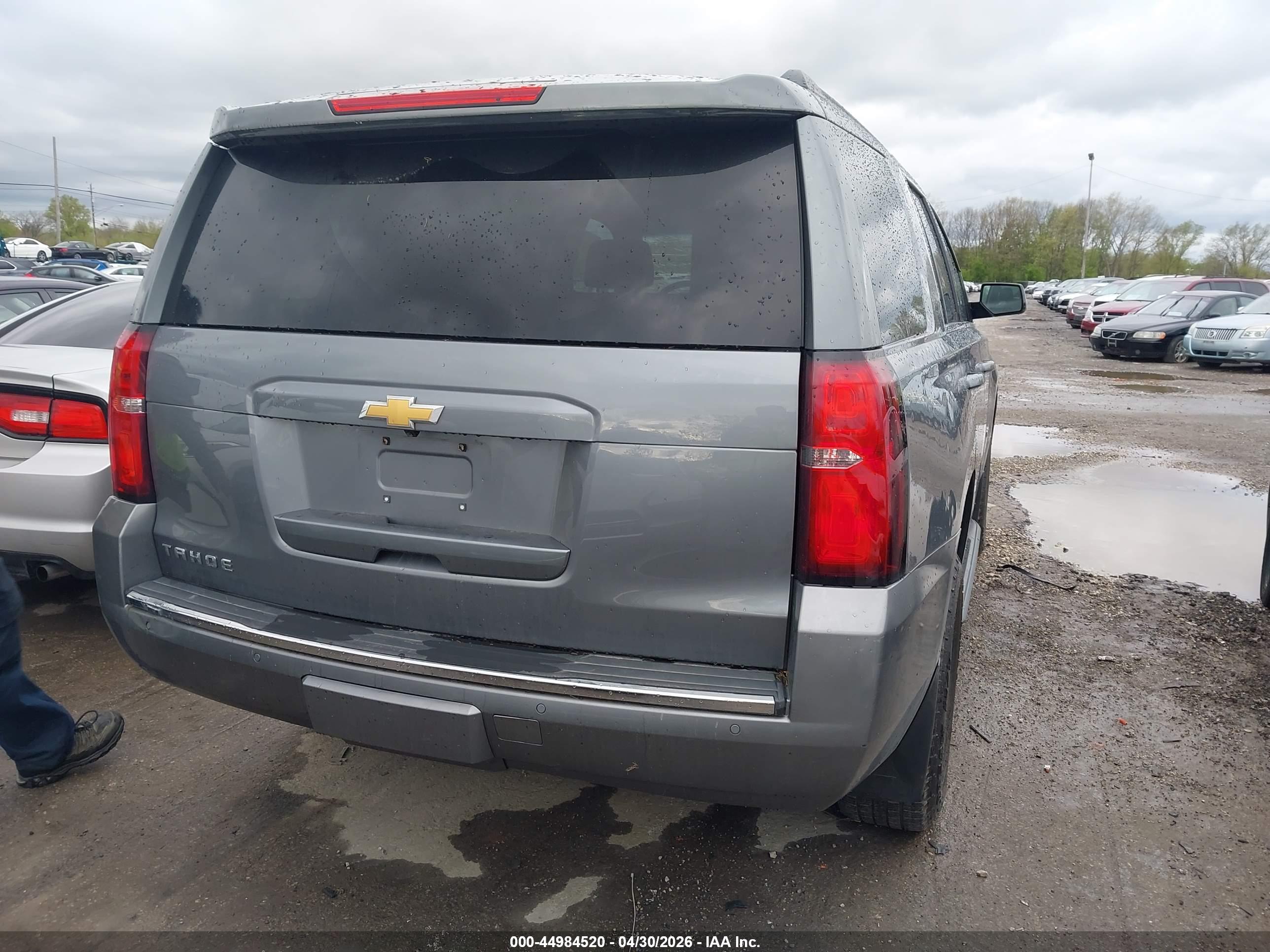 CHEVROLET TAHOE image 4