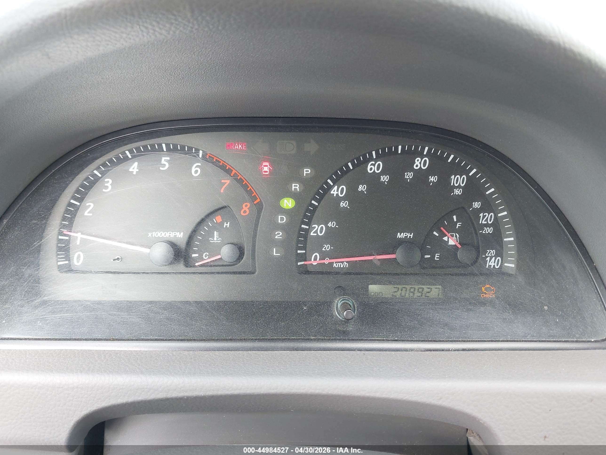 TOYOTA CAMRY image 7