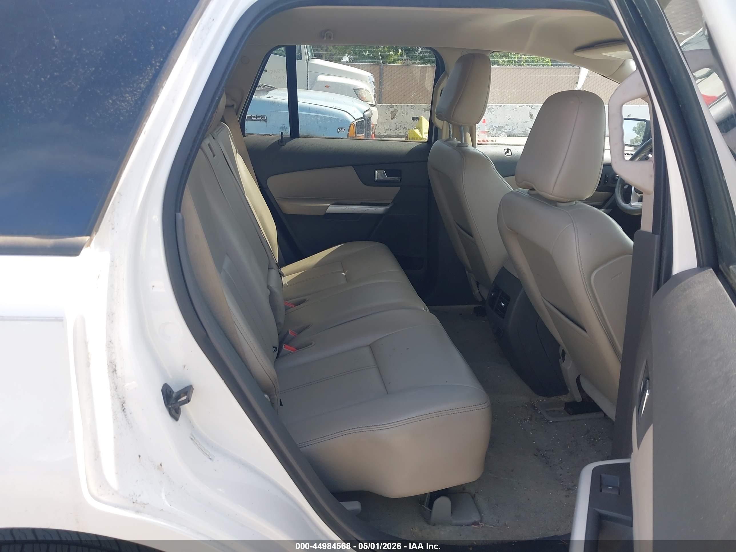 FORD EDGE image 8