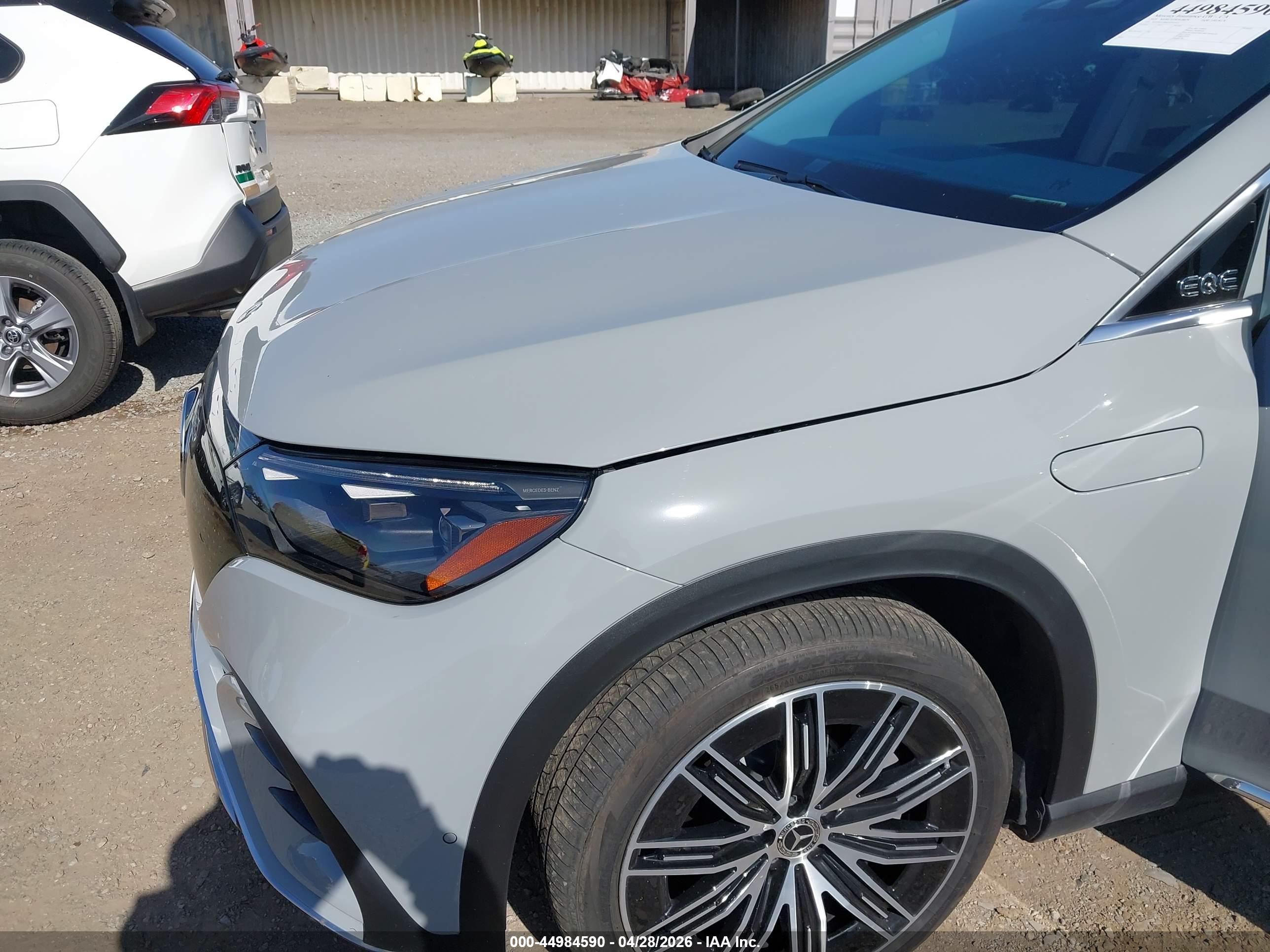 MERCEDES-BENZ EQE image 6