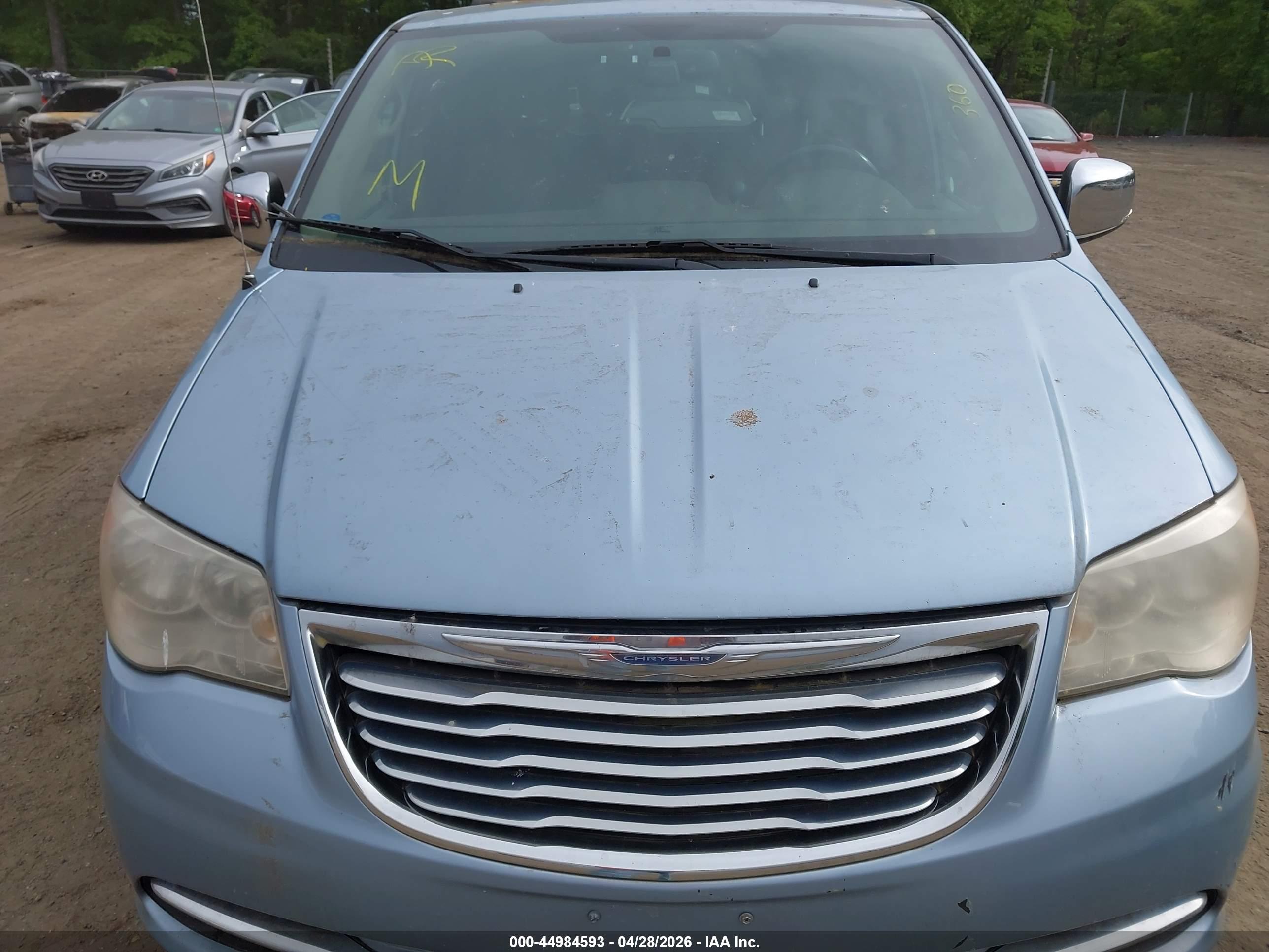 CHRYSLER TOWN image 6
