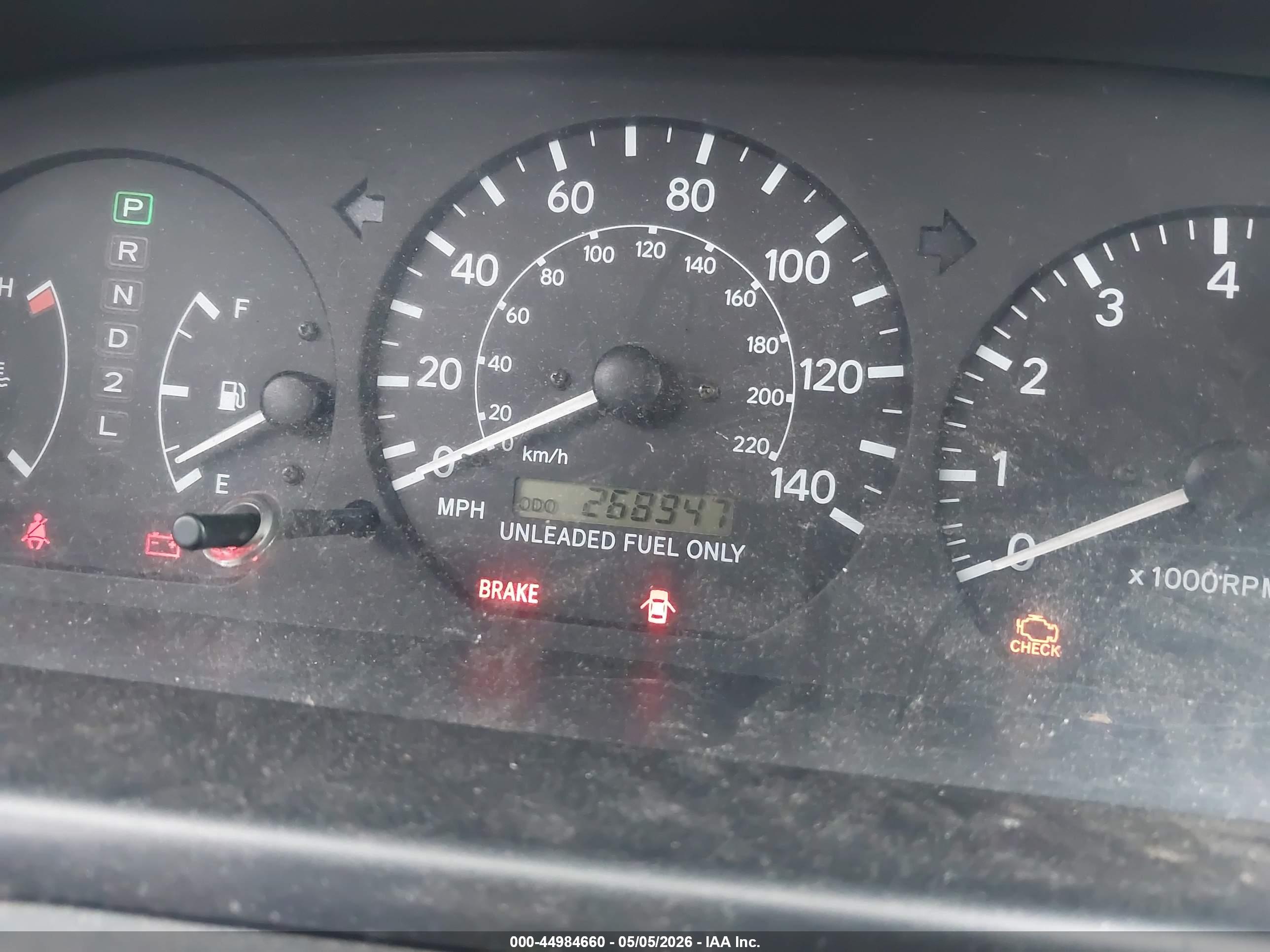 TOYOTA CAMRY image 7
