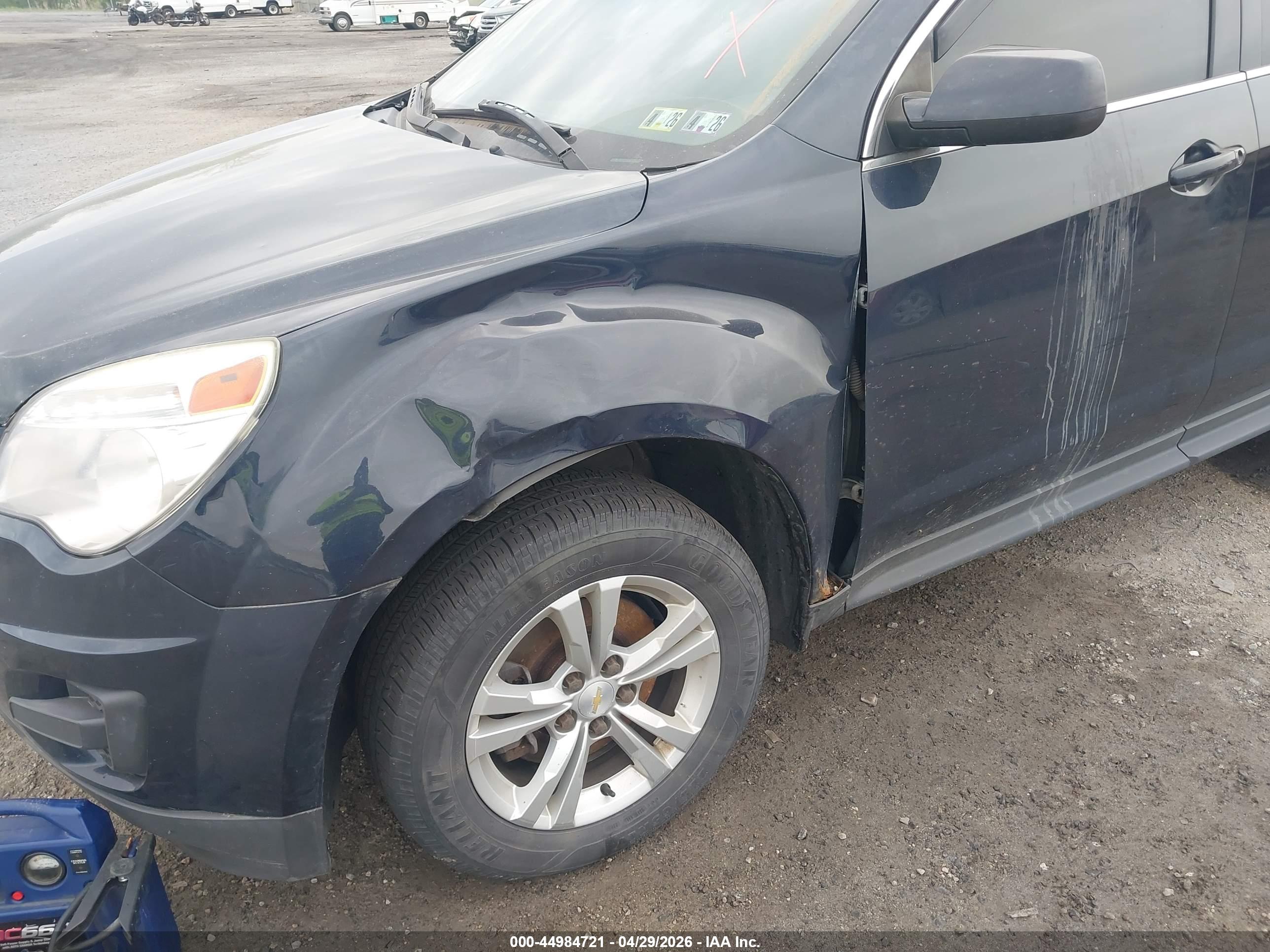CHEVROLET EQUINOX image 6