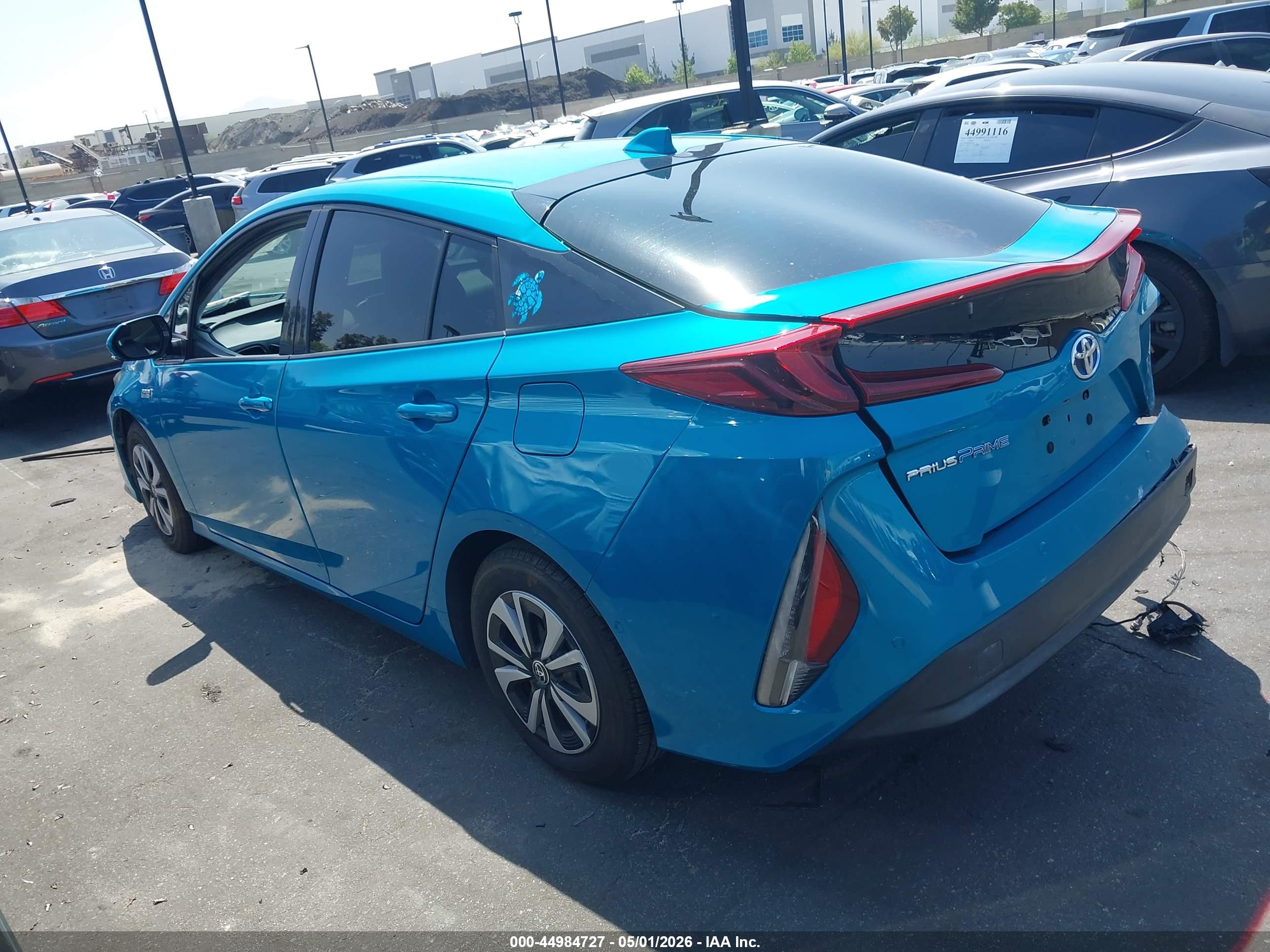 TOYOTA PRIUS image 3