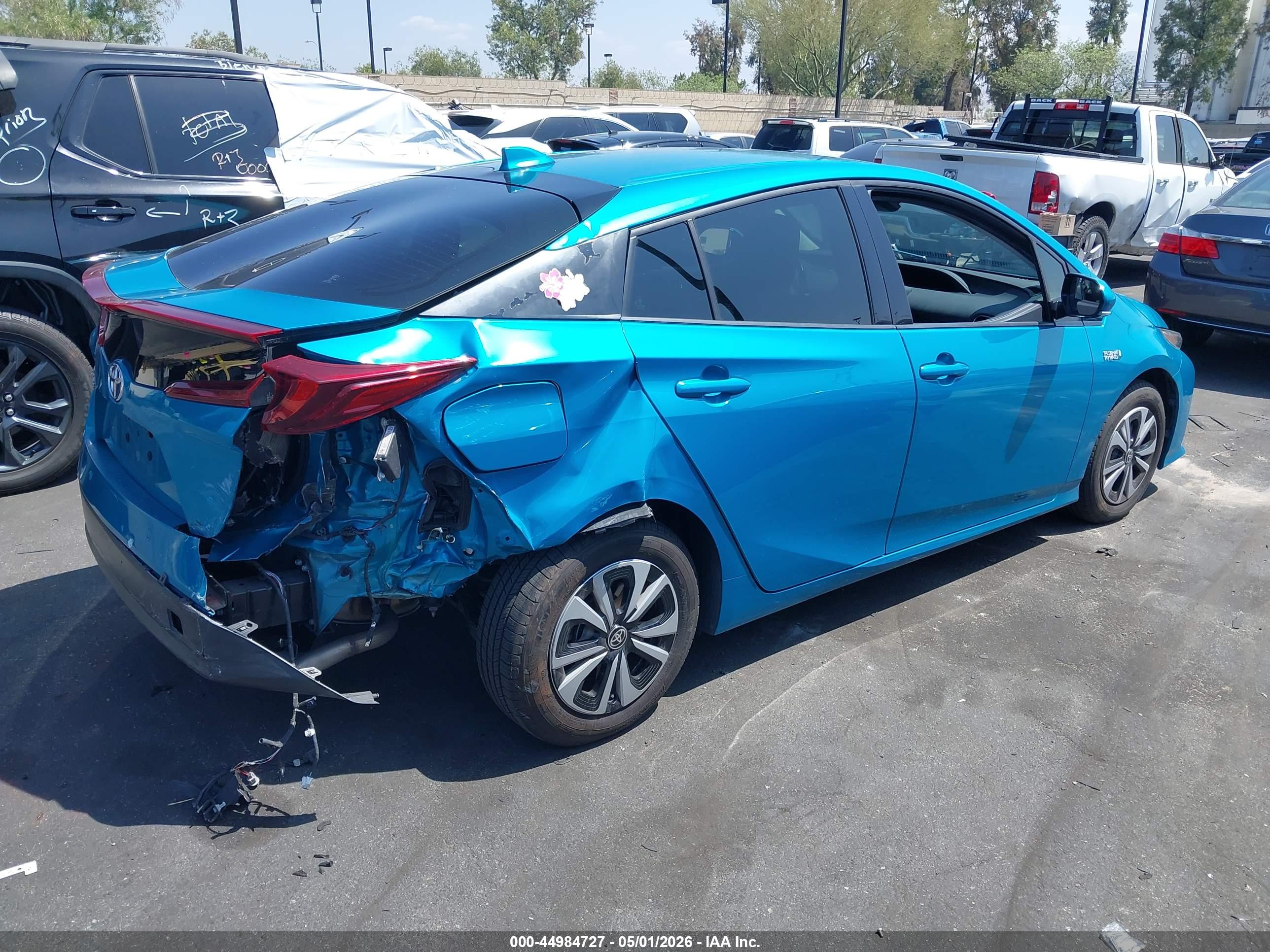 TOYOTA PRIUS image 4