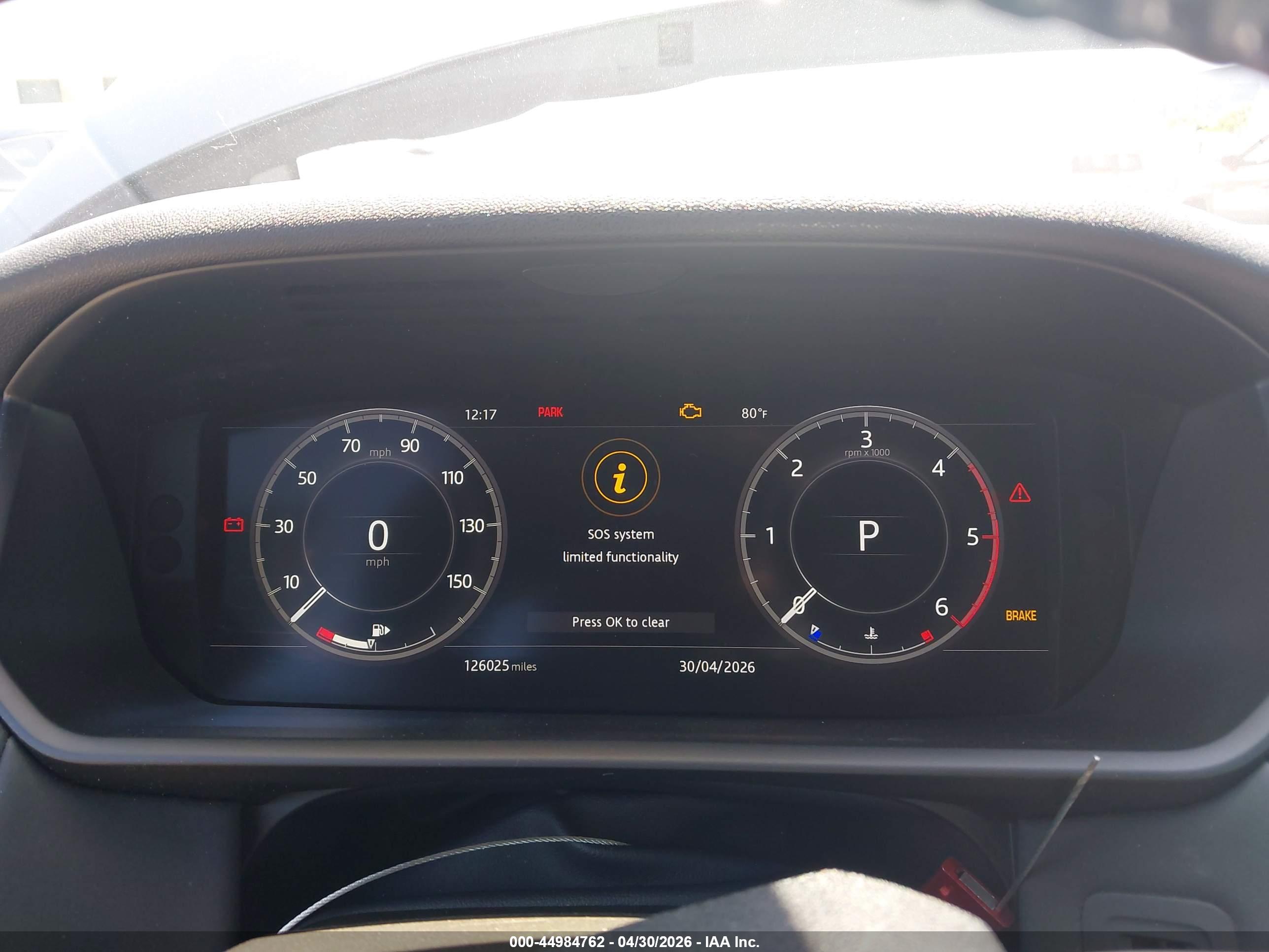LAND ROVER image 7
