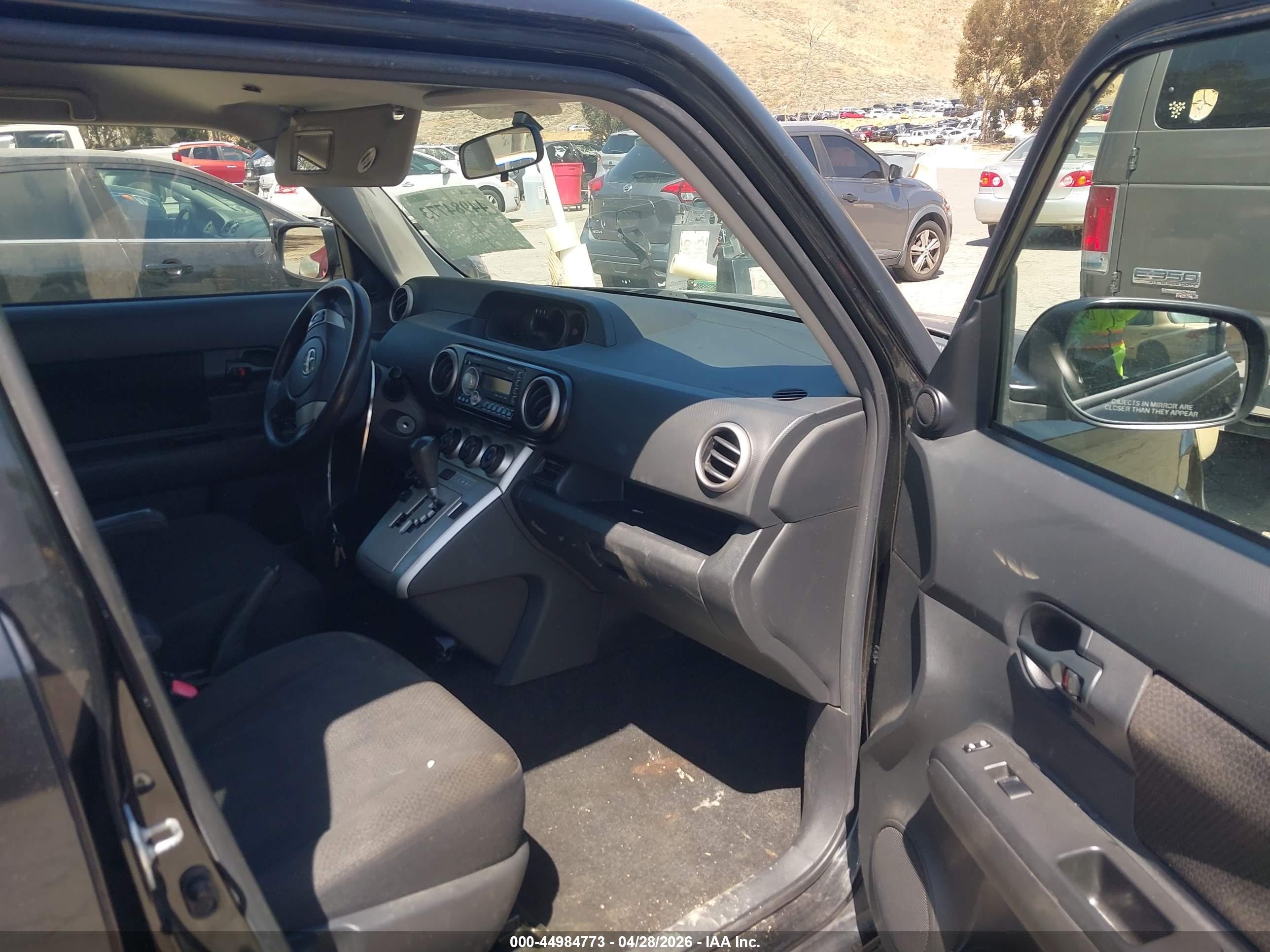 SCION XB image 5