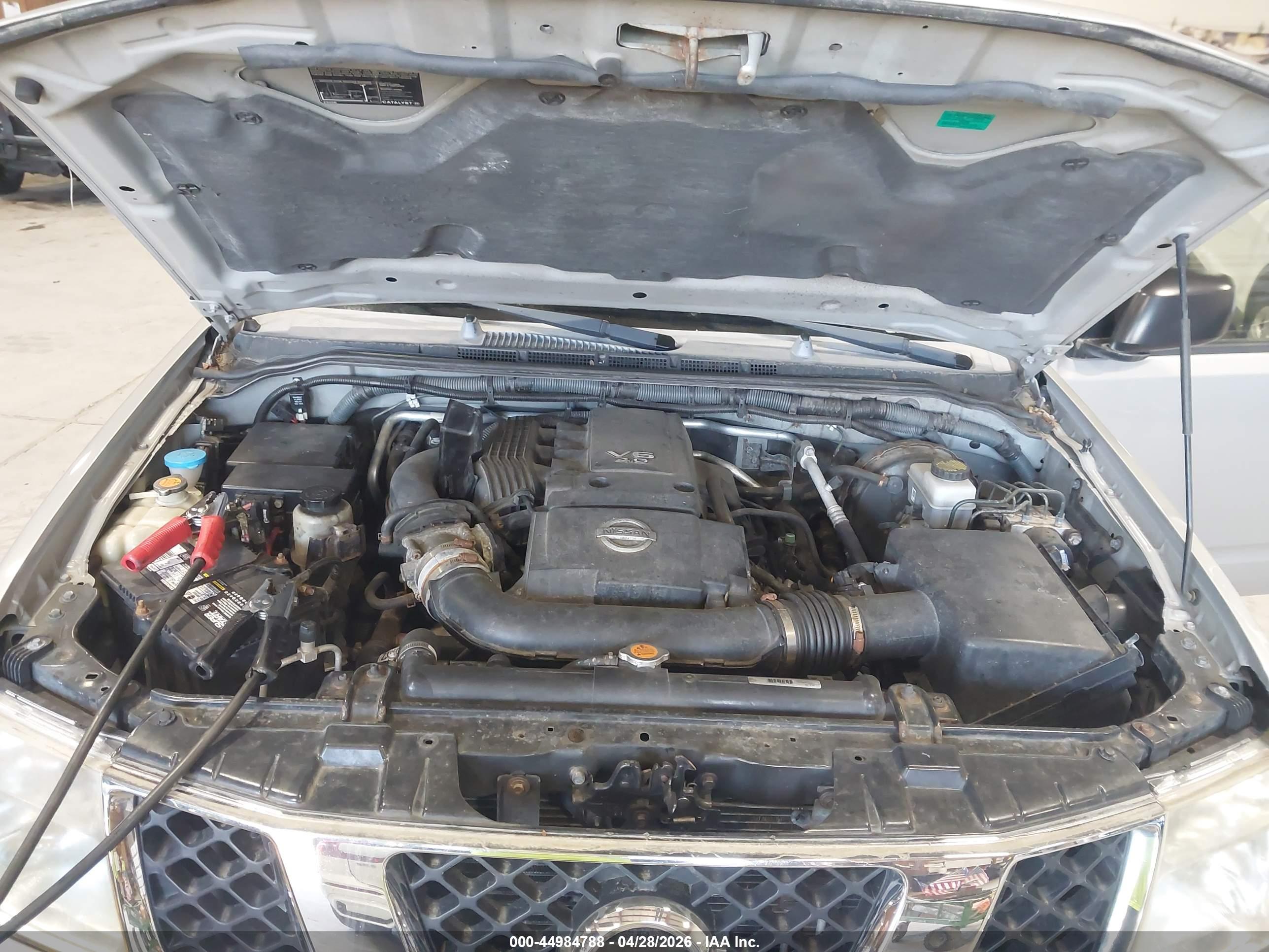 NISSAN FRONTIER image 10