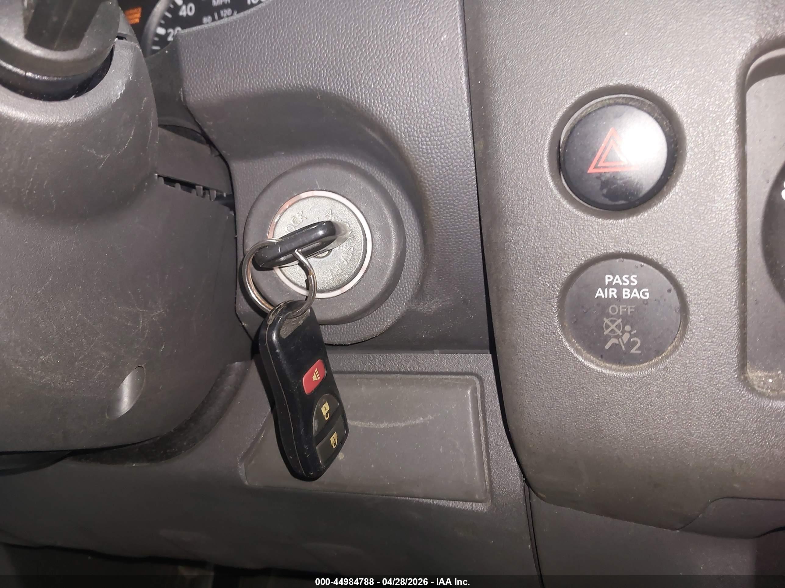 NISSAN FRONTIER image 11