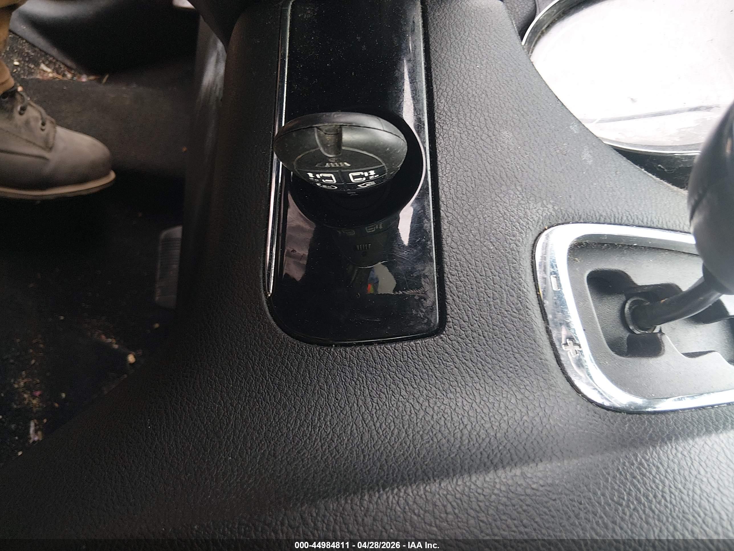 DODGE GRAND image 11