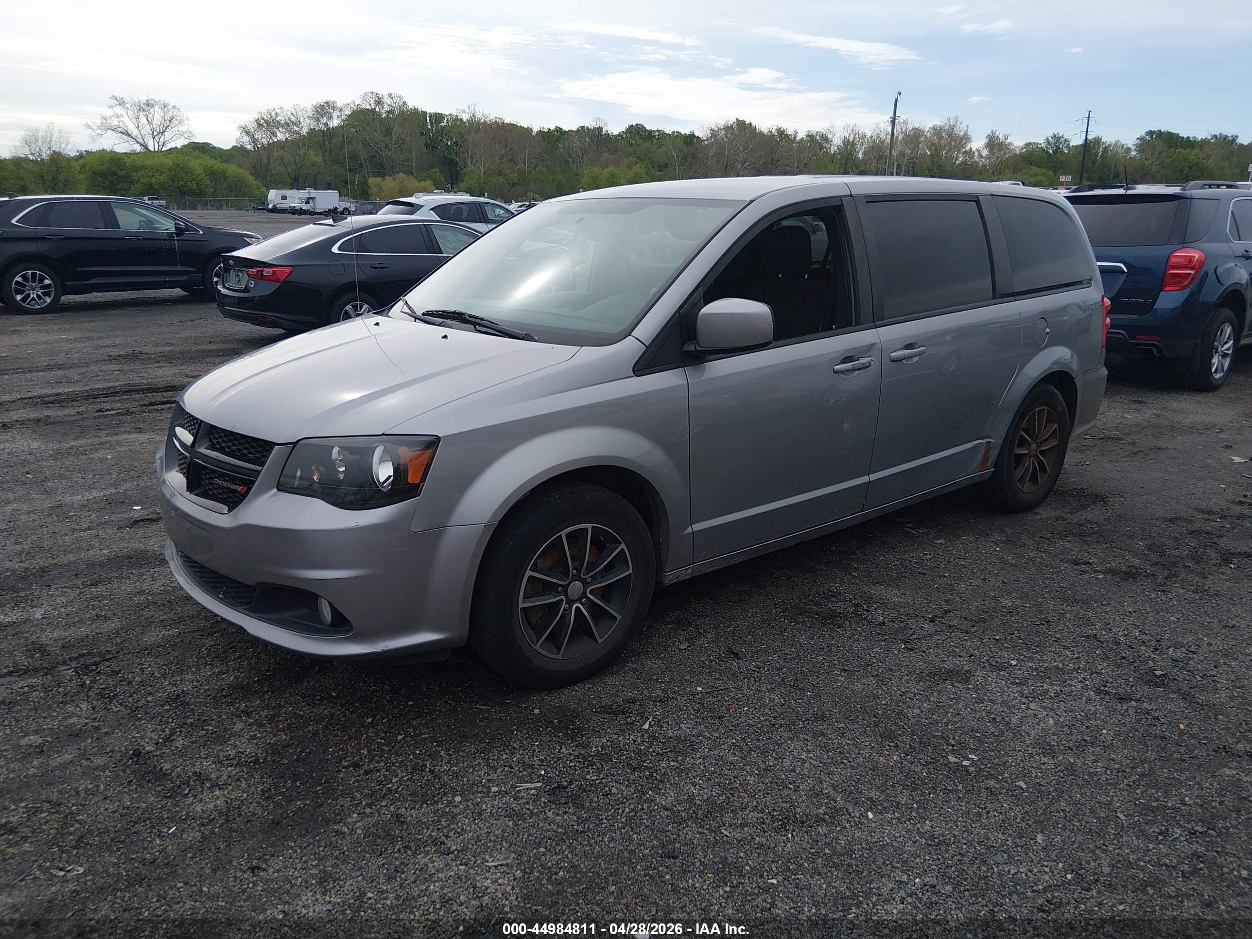 DODGE GRAND image 2