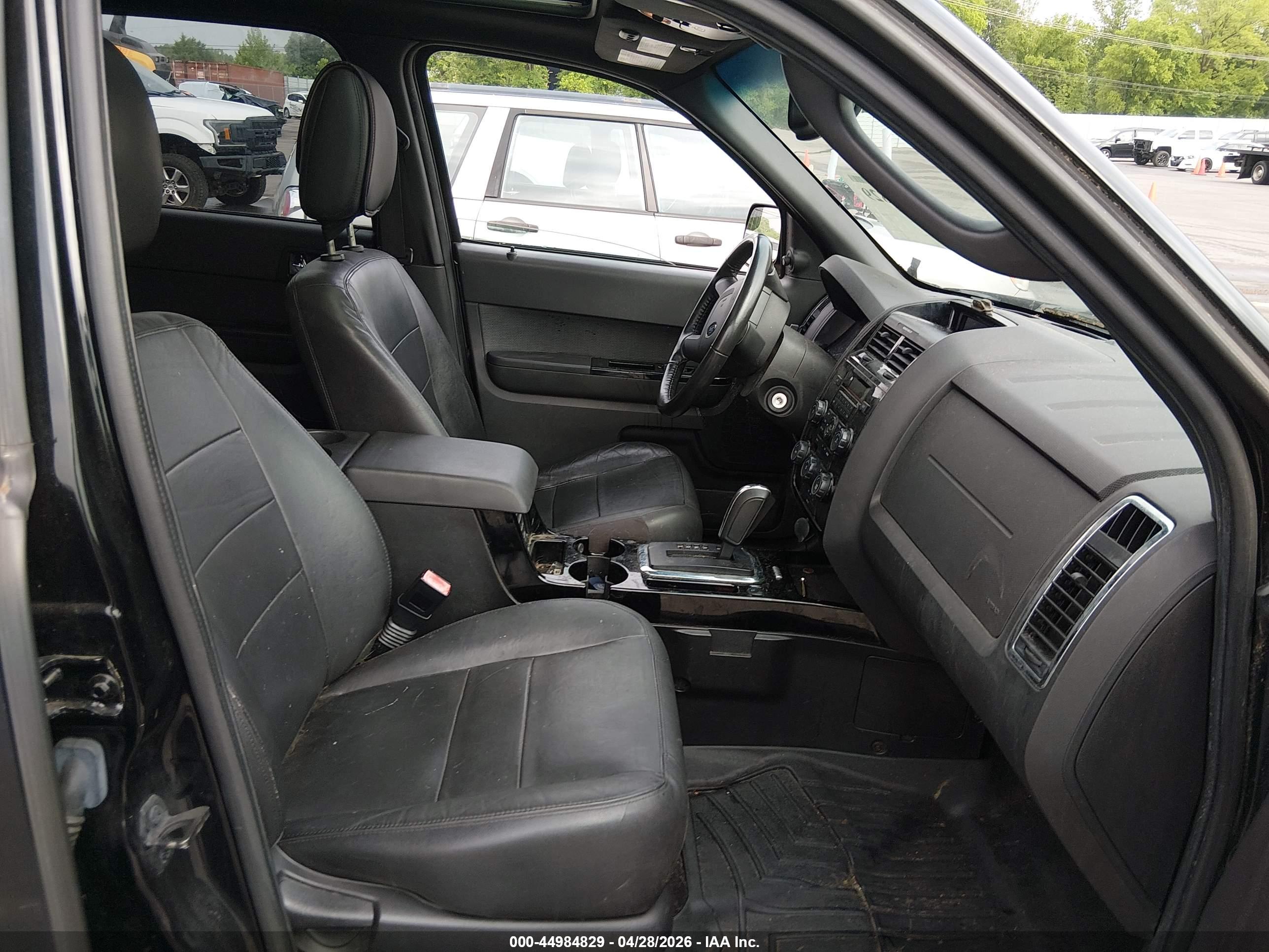 FORD ESCAPE image 5