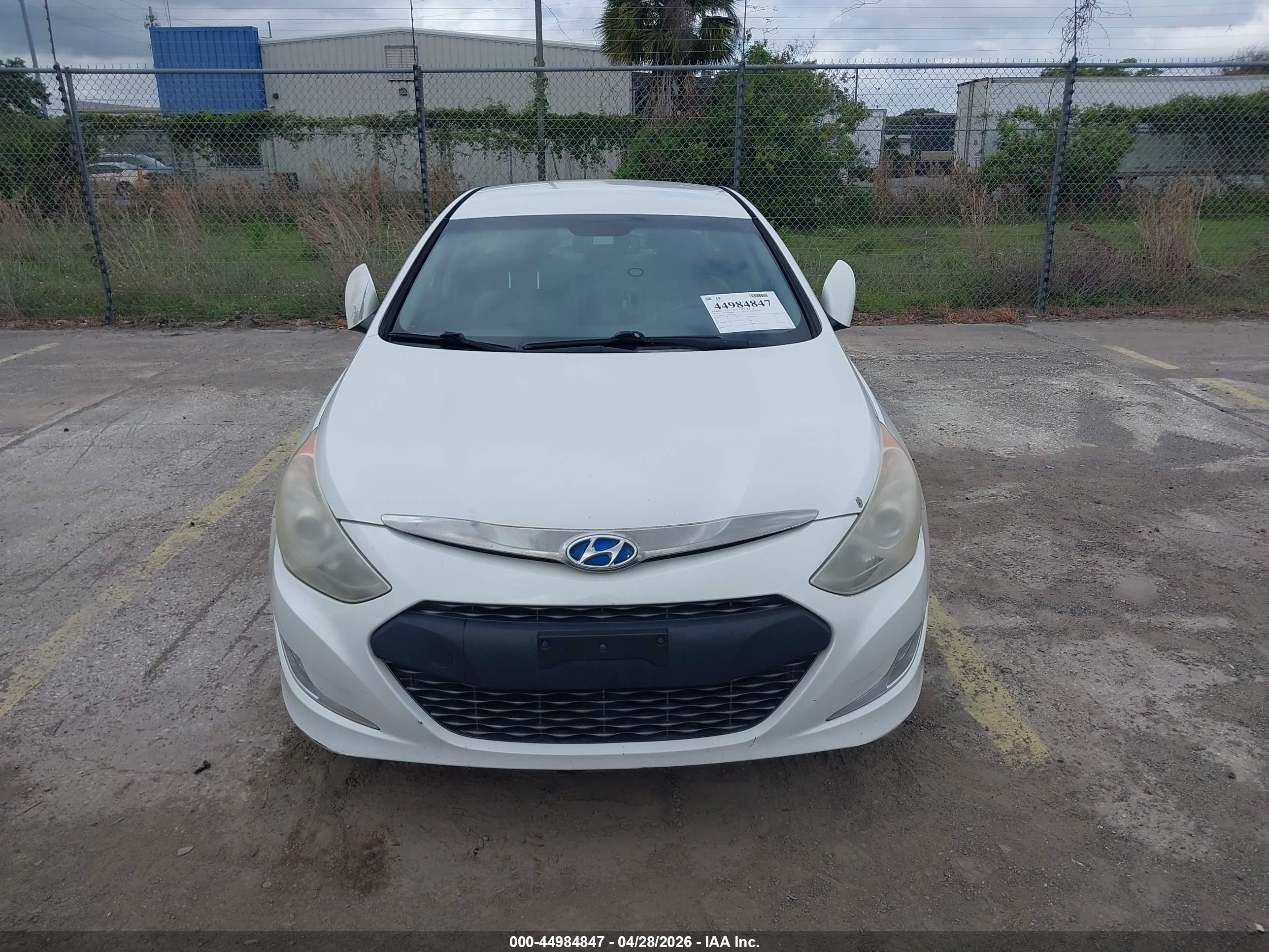 HYUNDAI SONATA image 6
