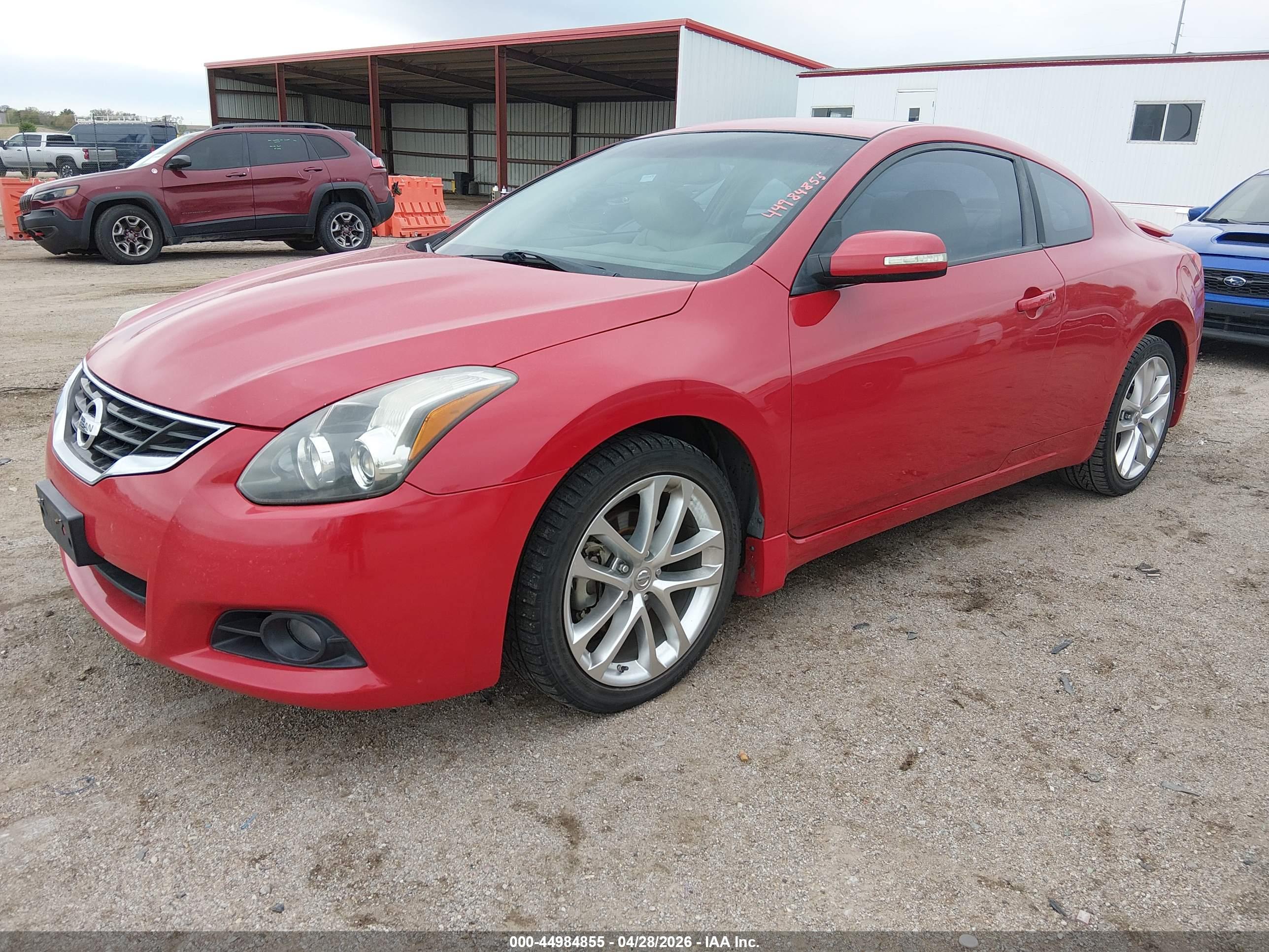 NISSAN ALTIMA image 2
