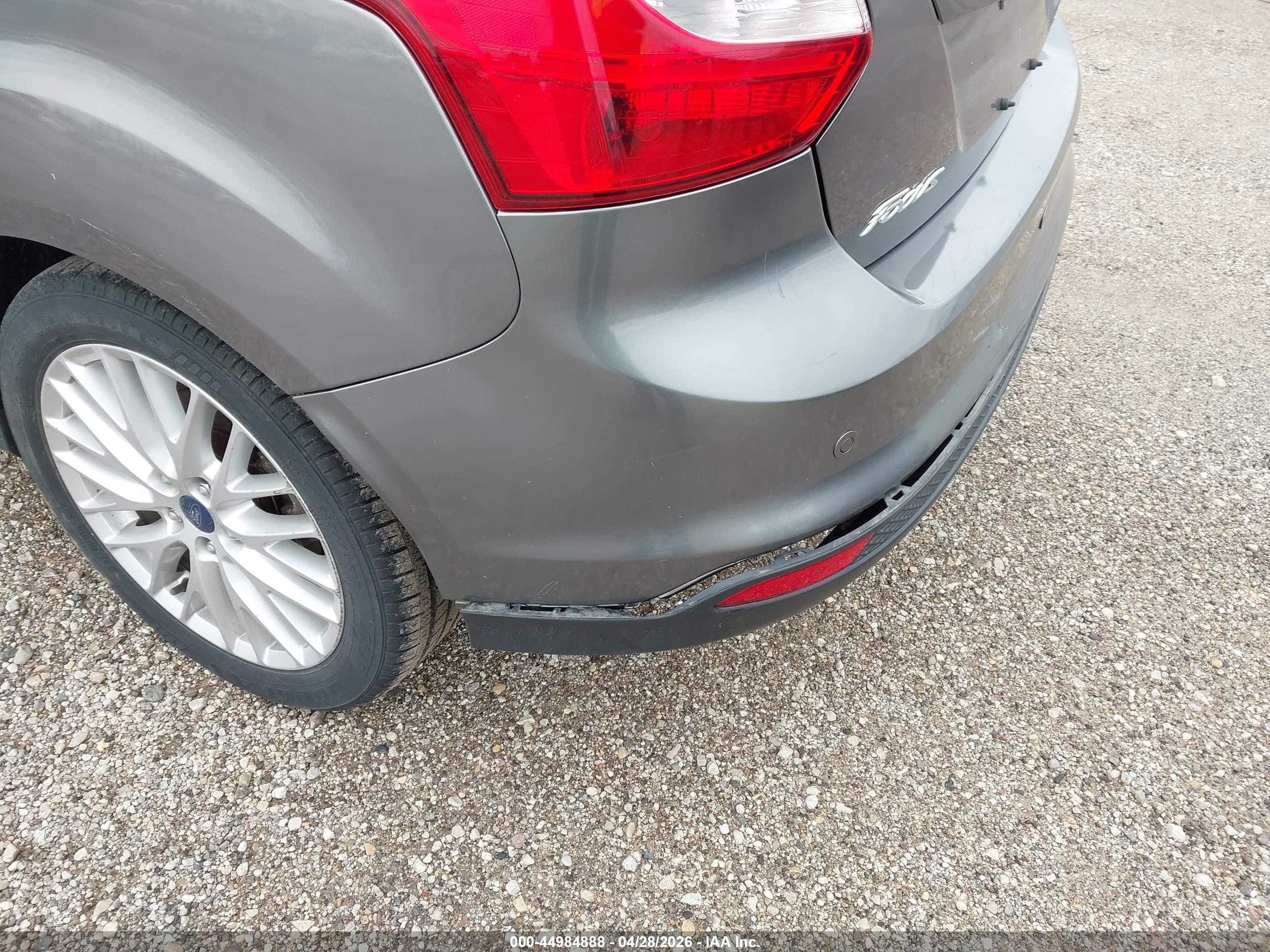 FORD FOCUS image 6