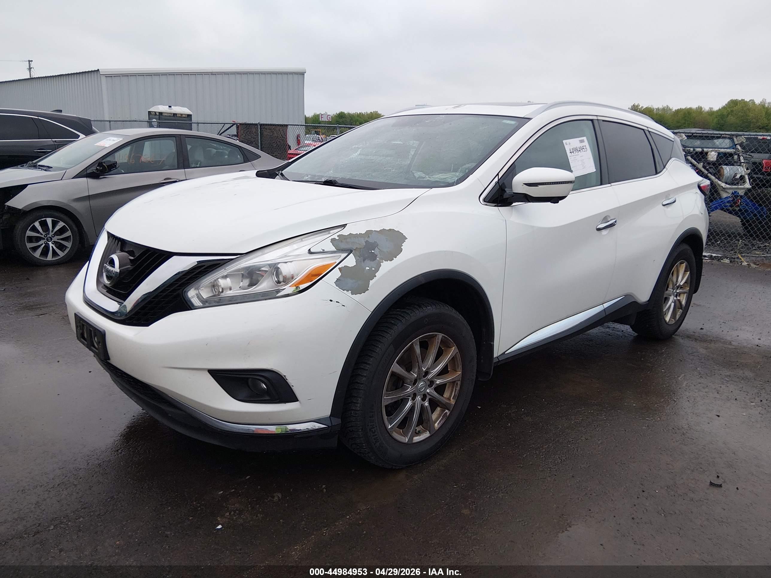 NISSAN MURANO image 2