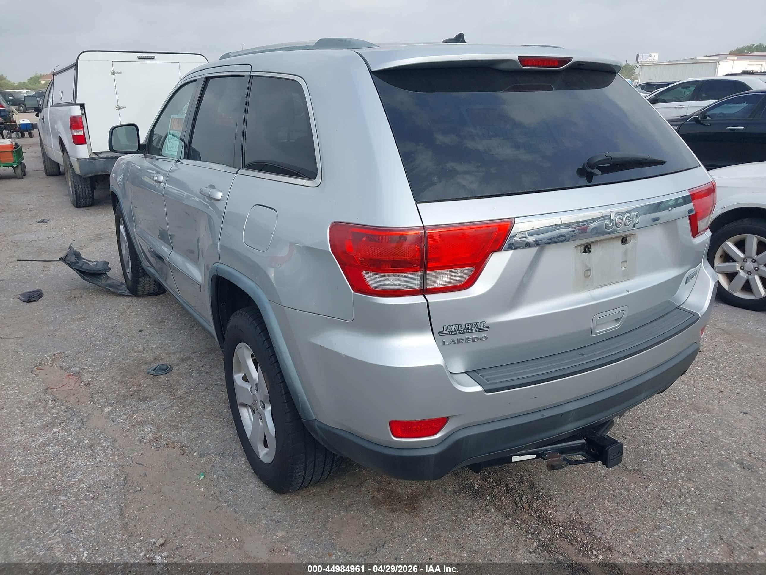 JEEP GRAND image 3