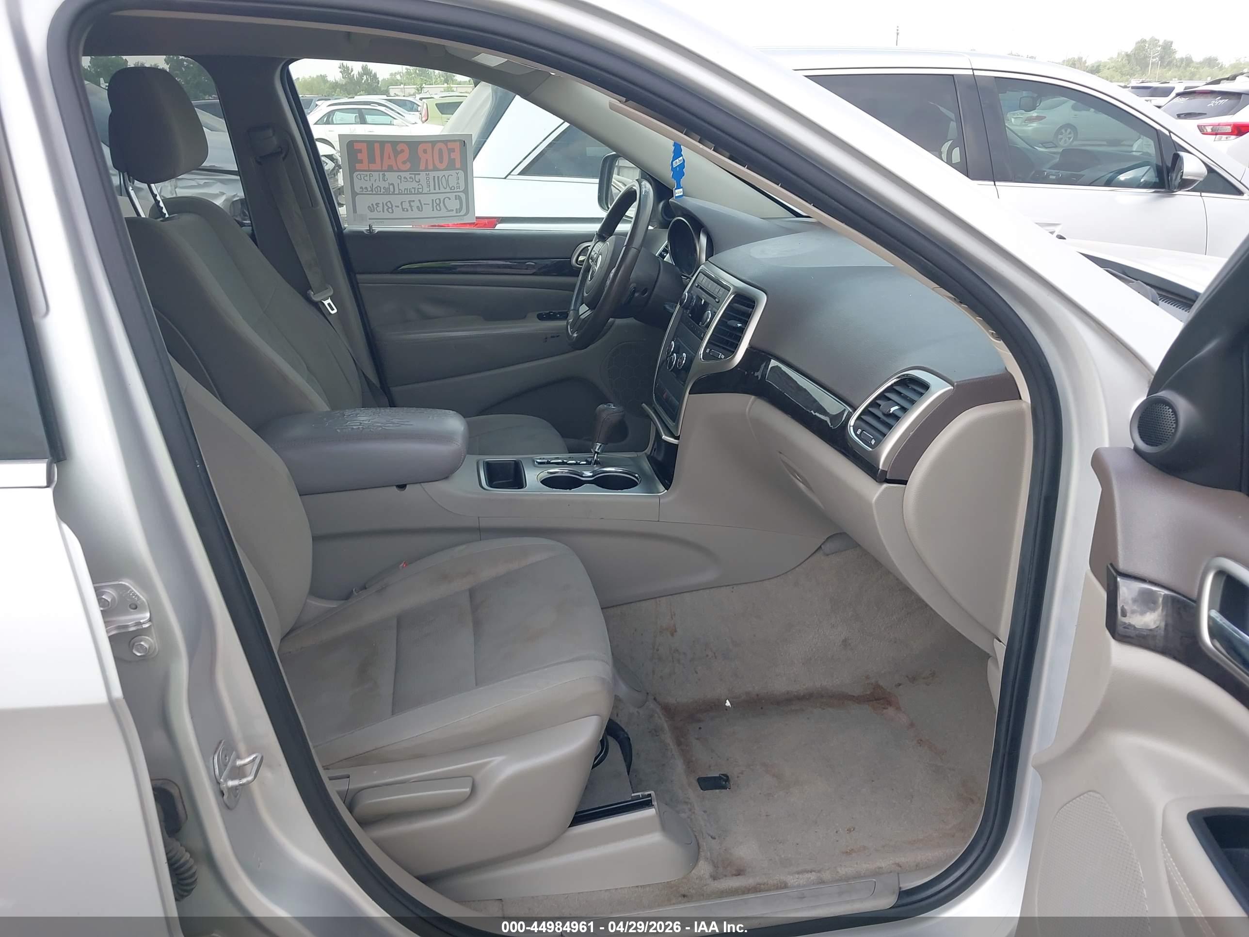 JEEP GRAND image 5