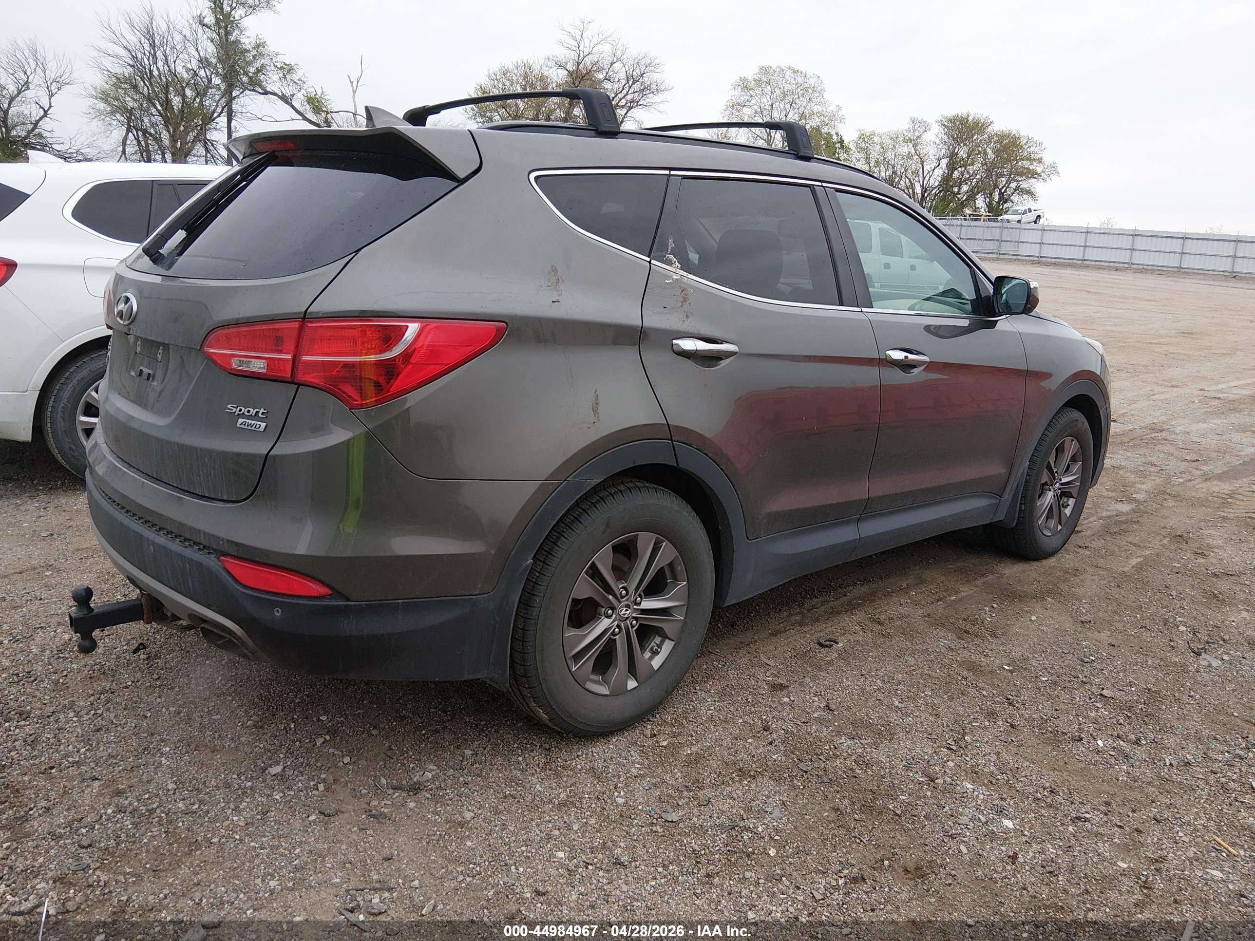 HYUNDAI SANTA image 4